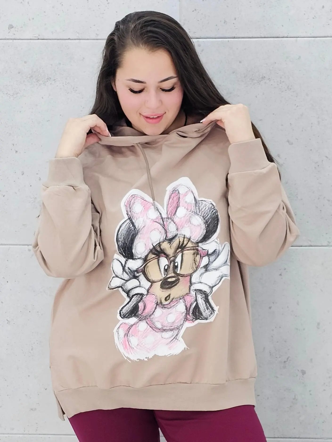 Bluza plus size z nadrukiem Minnie – modny oversize Stylowa XL