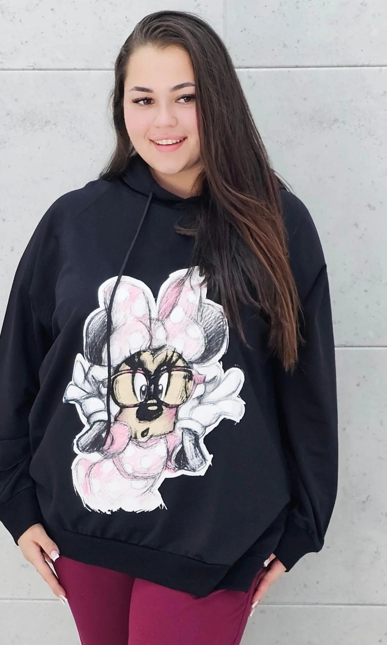 Bluza plus size z nadrukiem Minnie – modny oversize Stylowa XL