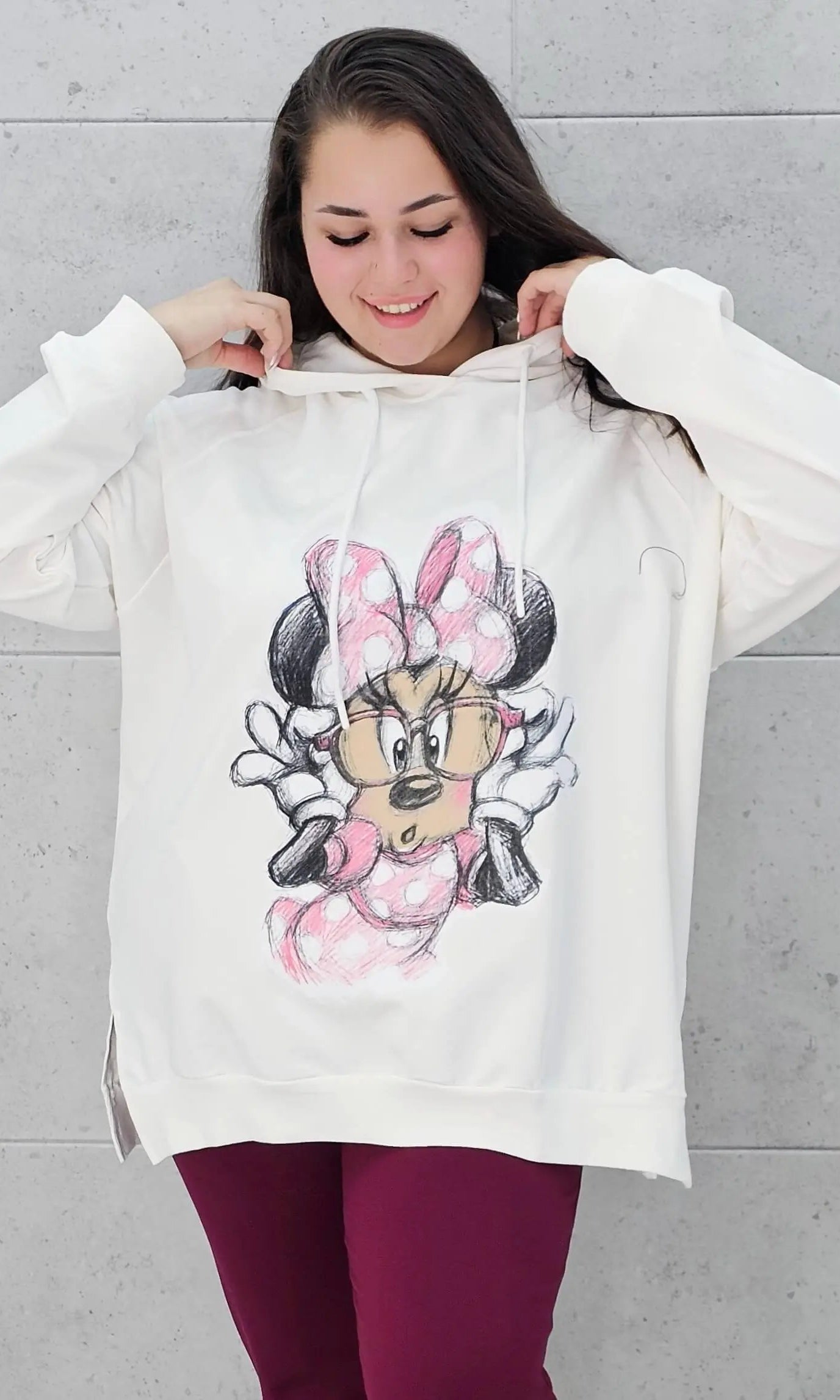 Bluza plus size z nadrukiem Minnie – modny oversize Stylowa XL