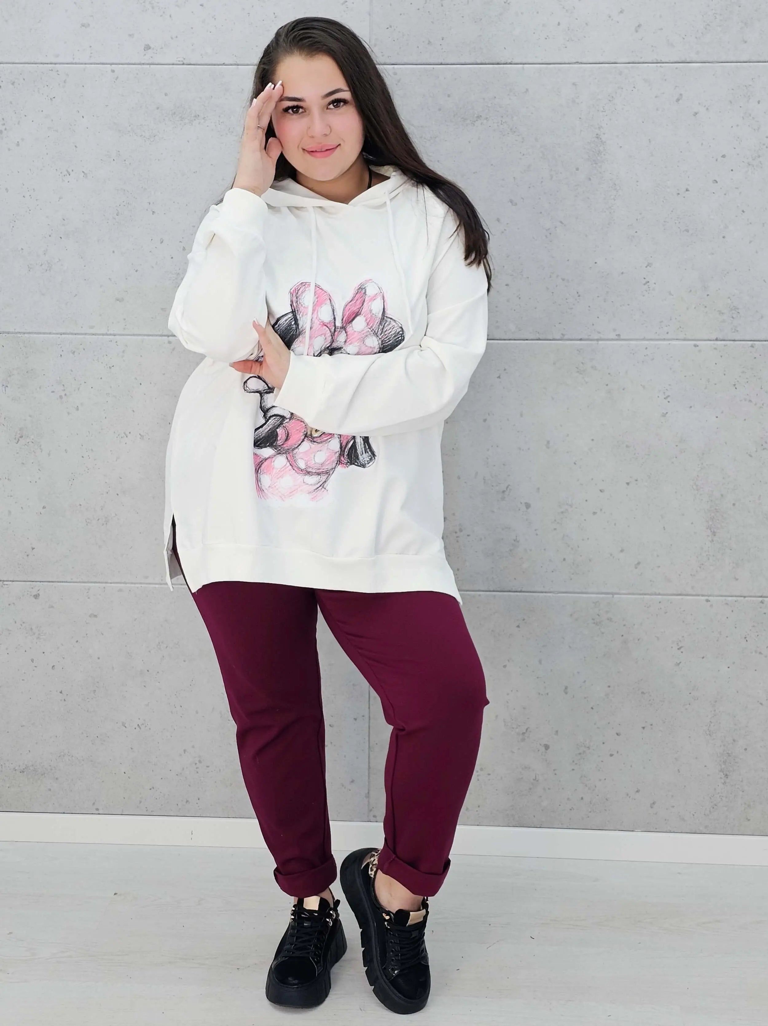 Bluza plus size z nadrukiem Minnie – modny oversize Stylowa XL