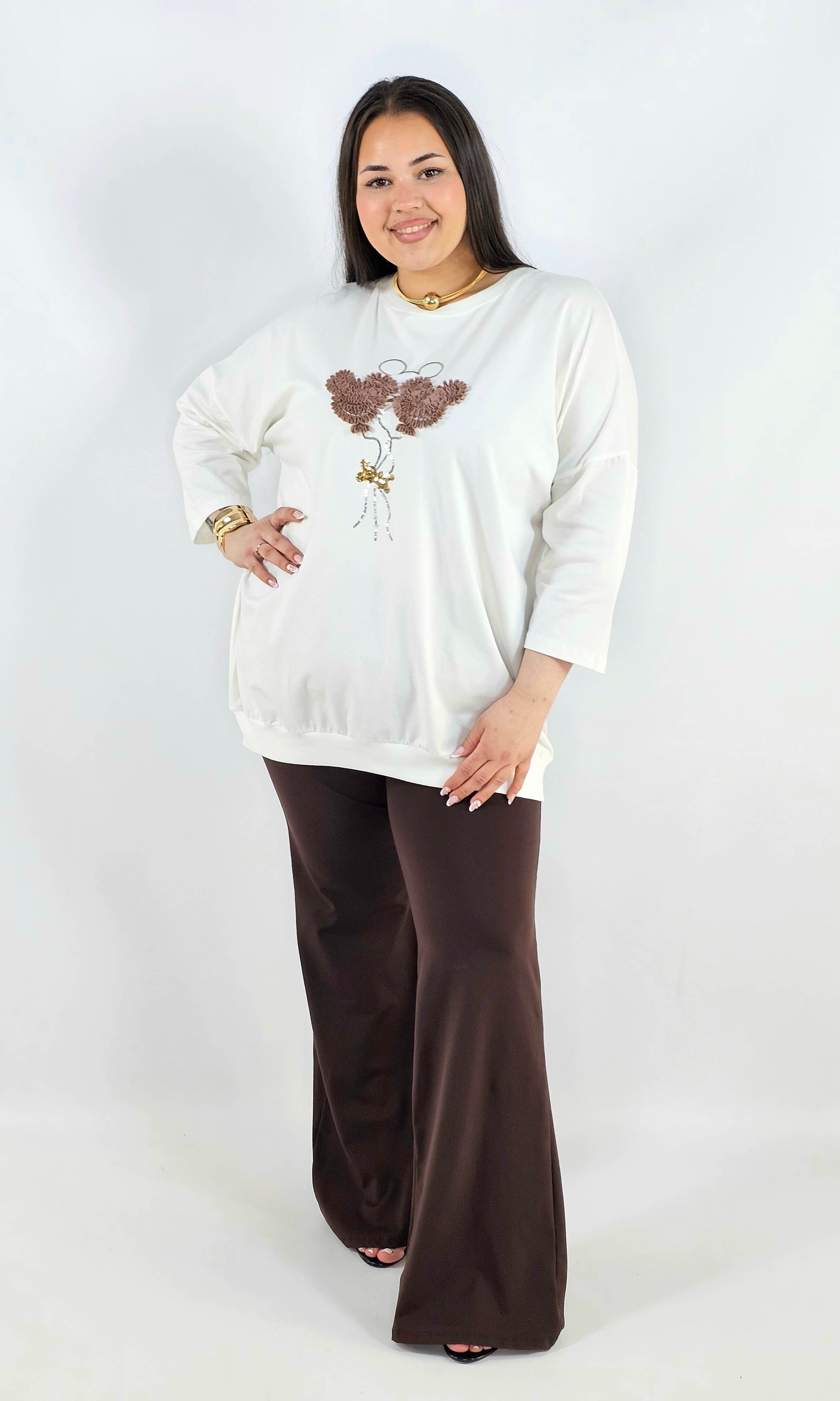 Bluza plus size z ozdobną aplikacją XXL – styl i wygoda Stylowa XL