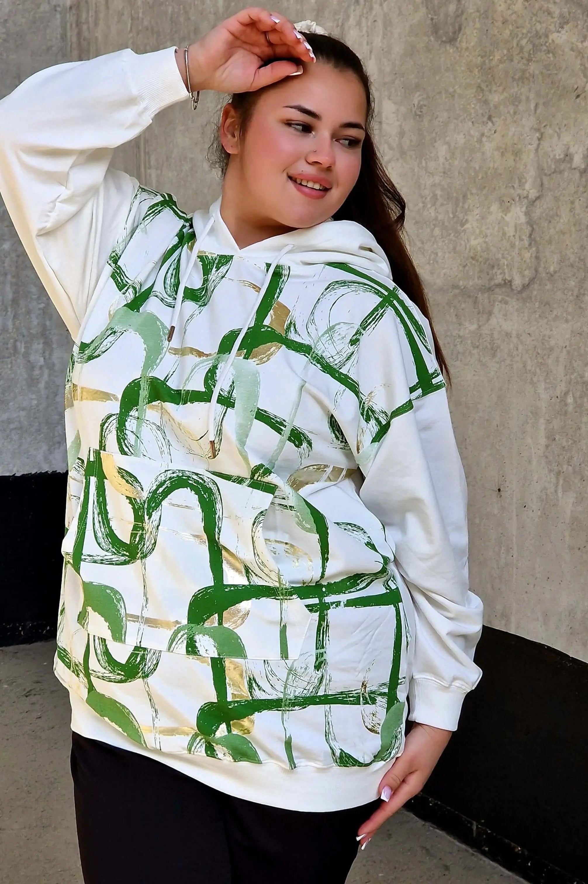 Bluza z abstrakcyjnym printem Stylowa XL