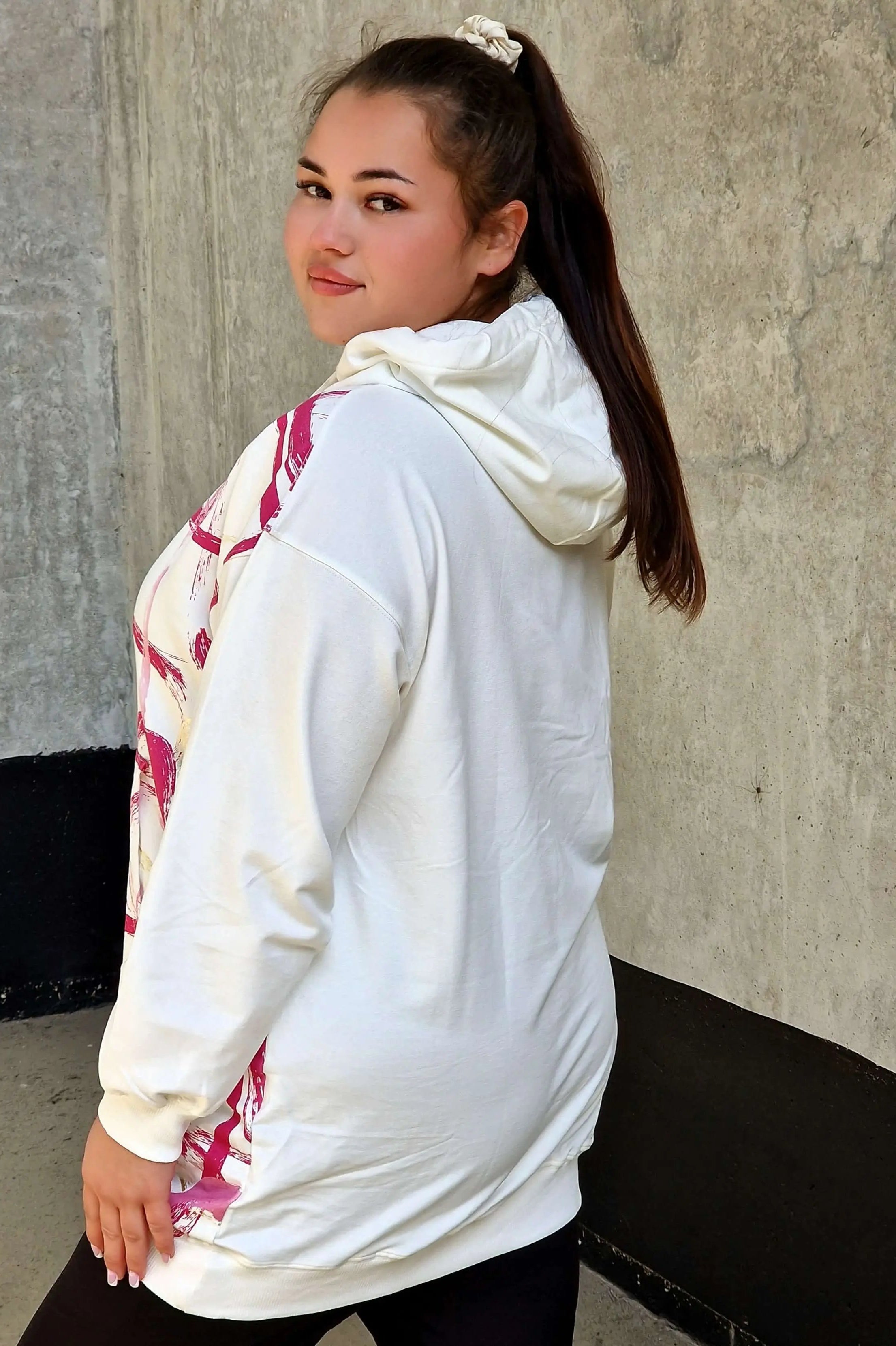 Bluza z abstrakcyjnym printem Stylowa XL