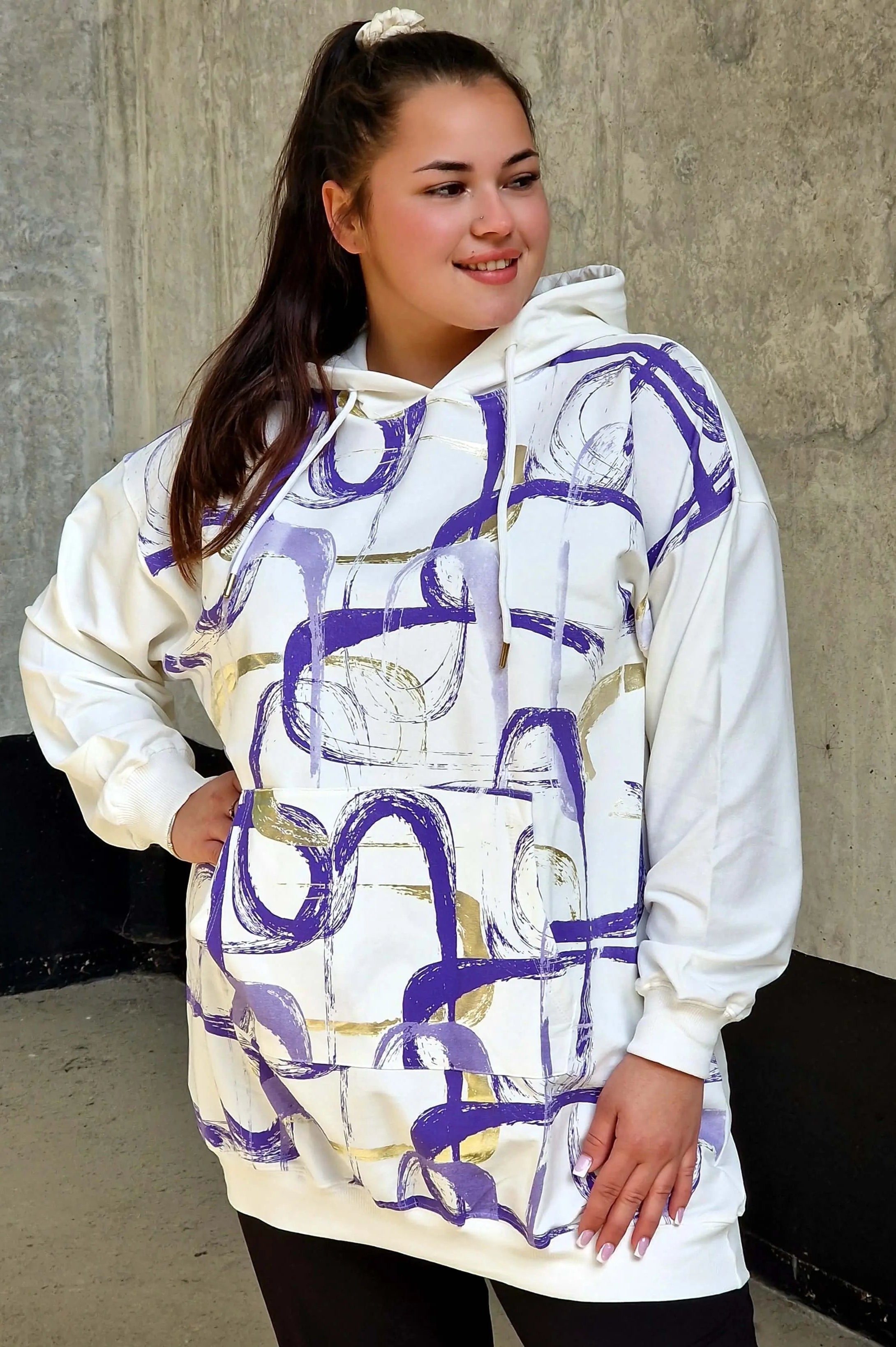 Bluza z abstrakcyjnym printem Stylowa XL