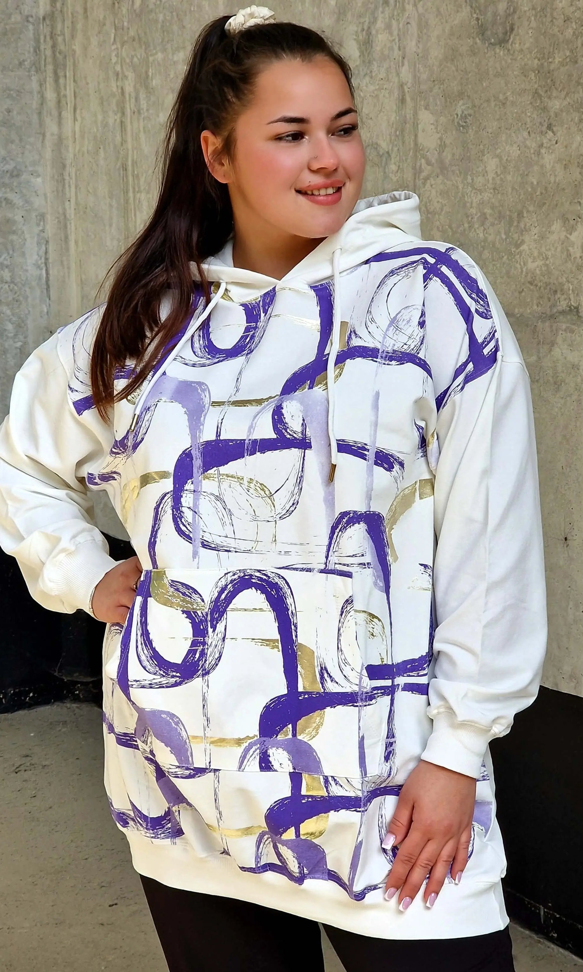 Bluza z abstrakcyjnym printem Stylowa XL