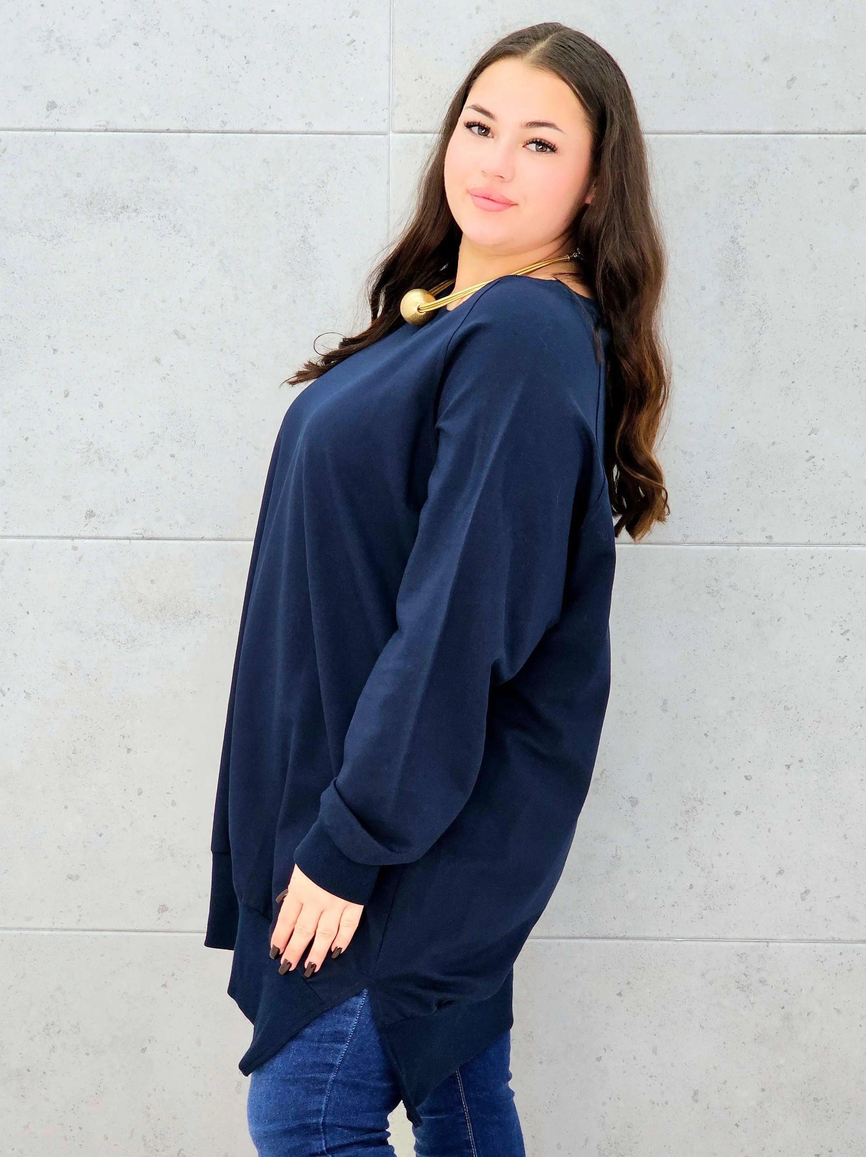 Bluza z dłuższym tyłem XXL – modna bluza plus size dla kobiet Stylowa XL