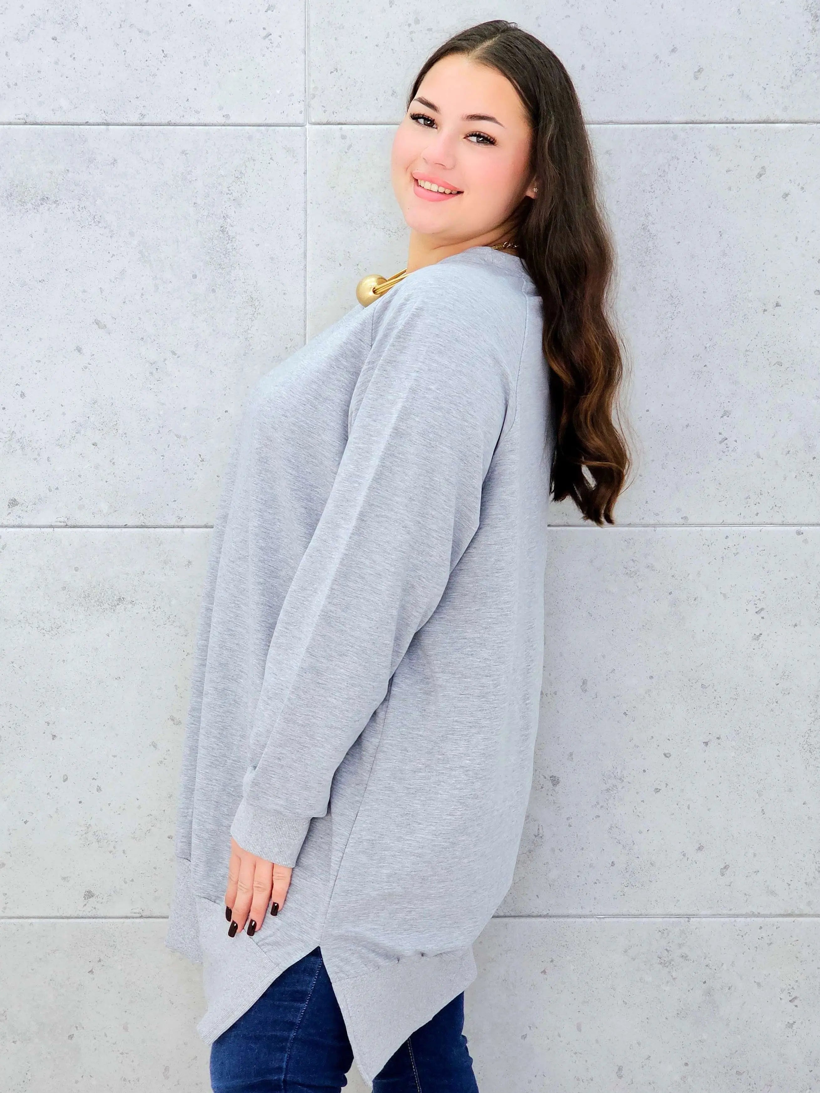 Bluza z dłuższym tyłem XXL – modna bluza plus size dla kobiet Stylowa XL