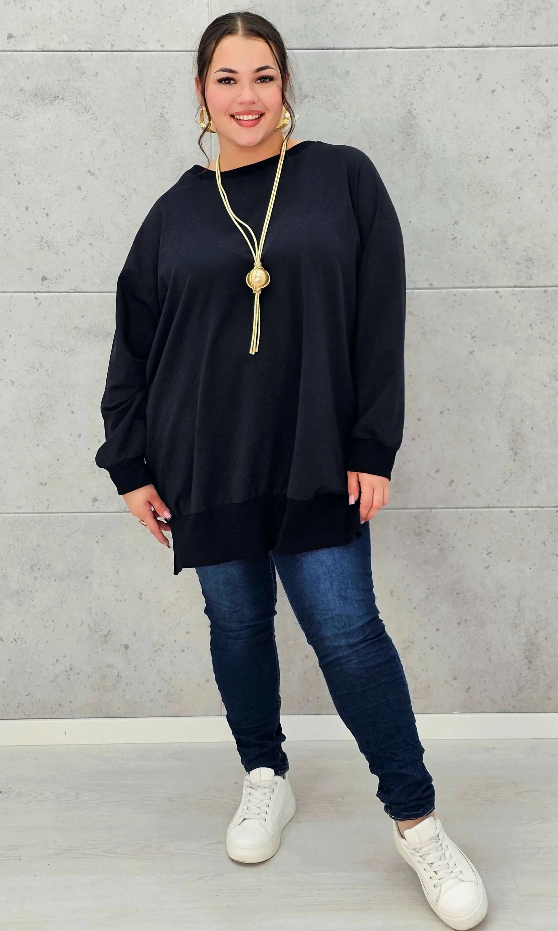 Bluza z dłuższym tyłem XXL – modna bluza plus size dla kobiet Stylowa XL
