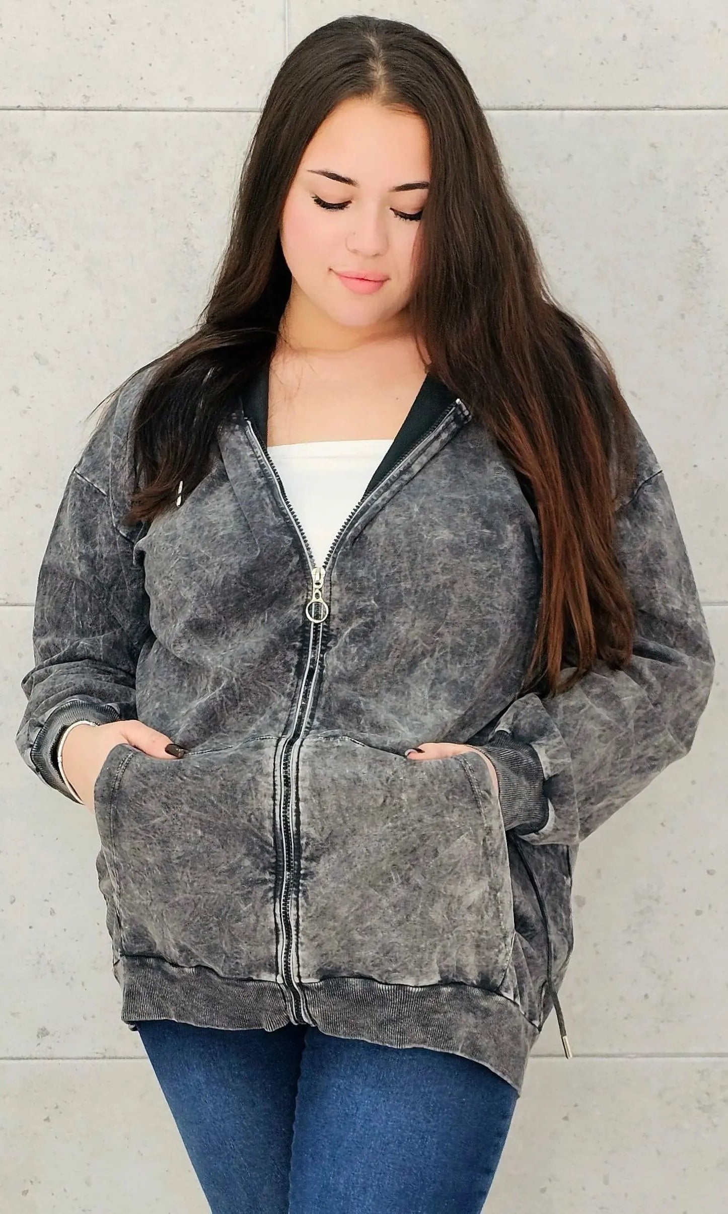 Bluza z efektem sprania z kapturem – moda dla kobiet plus size Stylowa XL