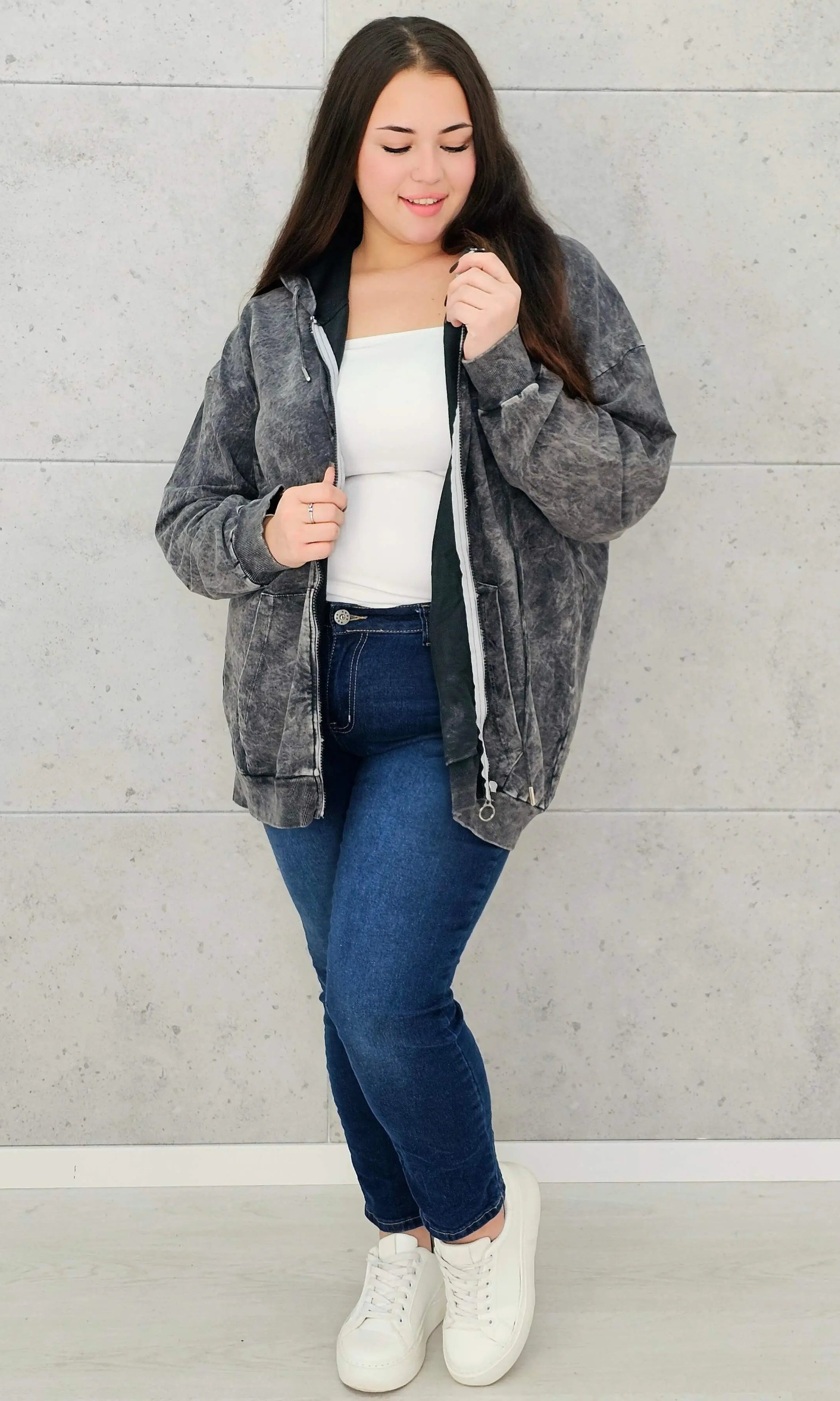 Bluza z efektem sprania z kapturem – moda dla kobiet plus size Stylowa XL