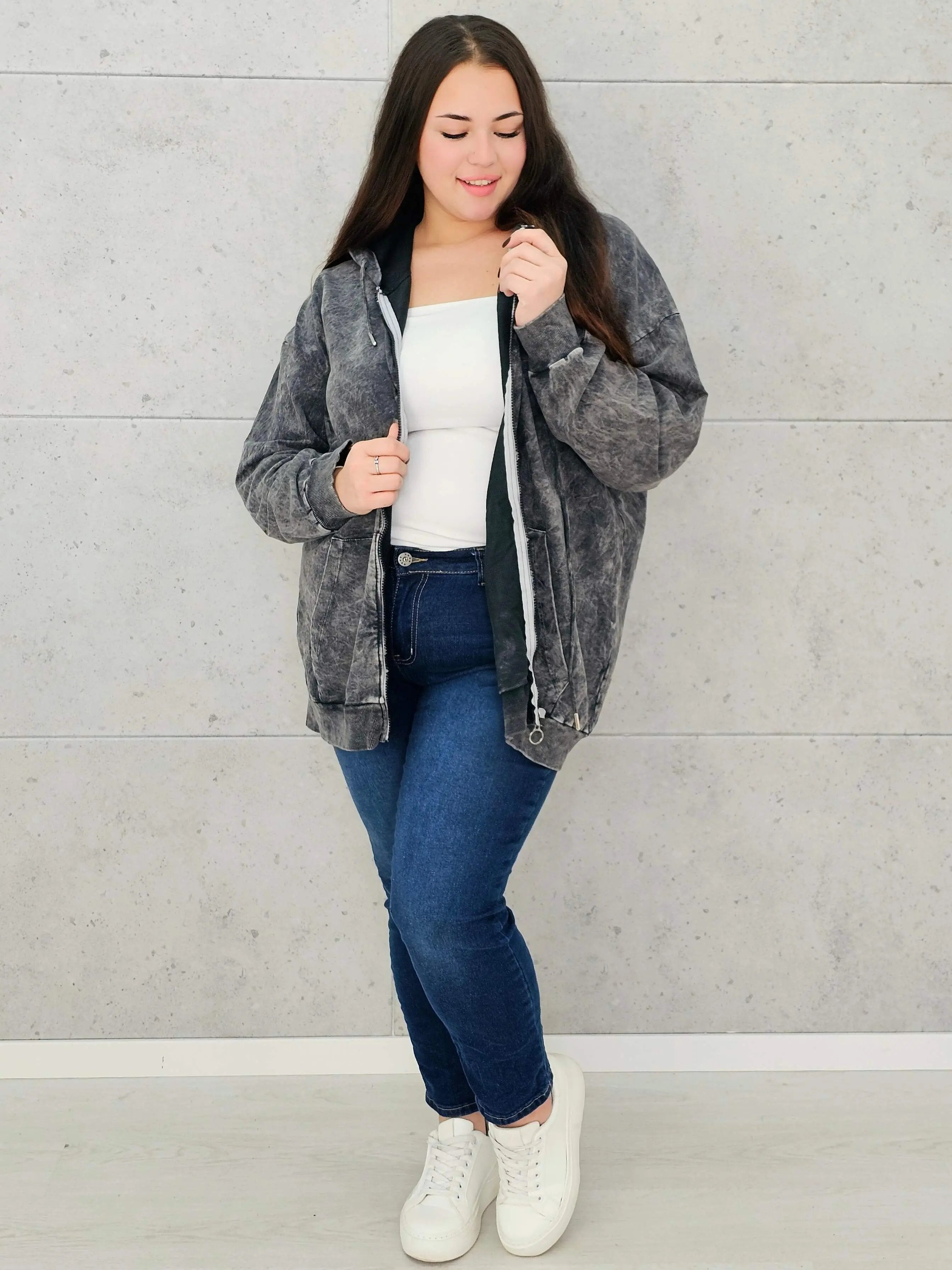 Bluza z efektem sprania z kapturem – moda dla kobiet plus size Stylowa XL