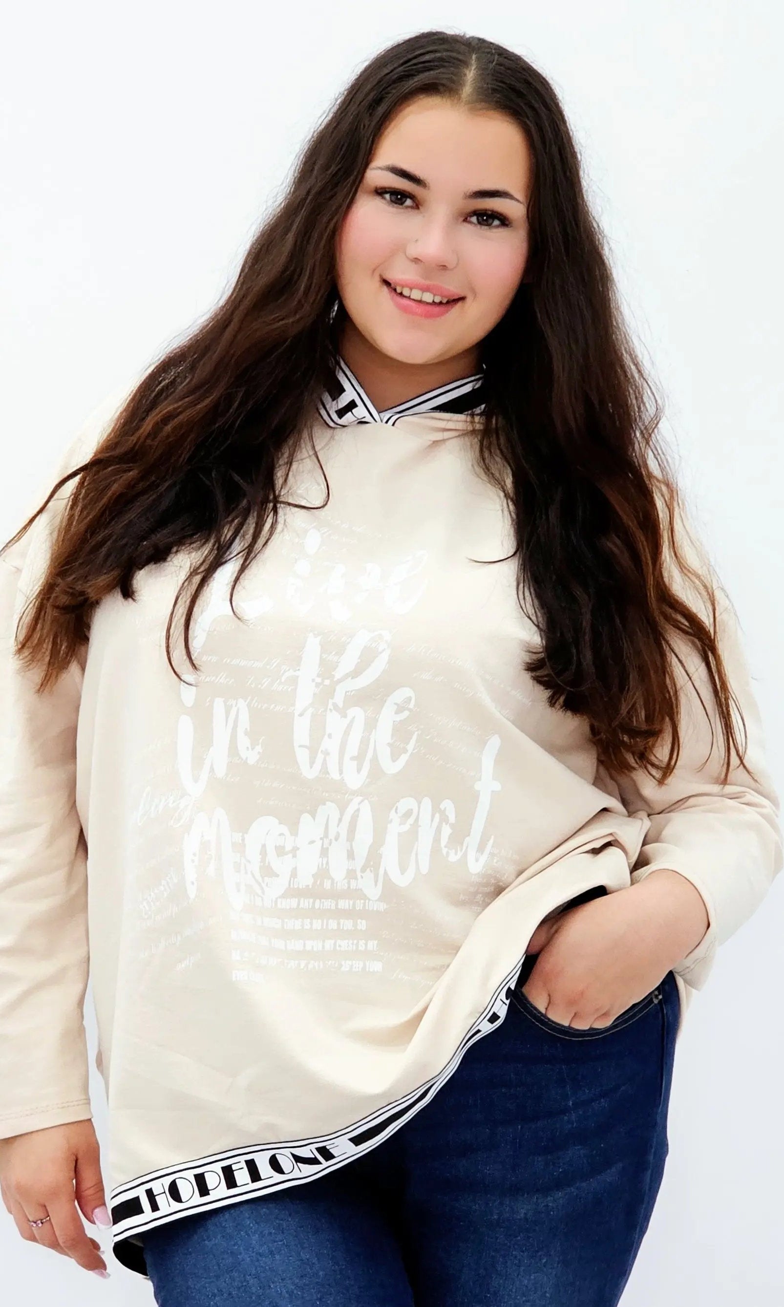 Bluza z kapturem i wstawkami napisów Stylowa XL