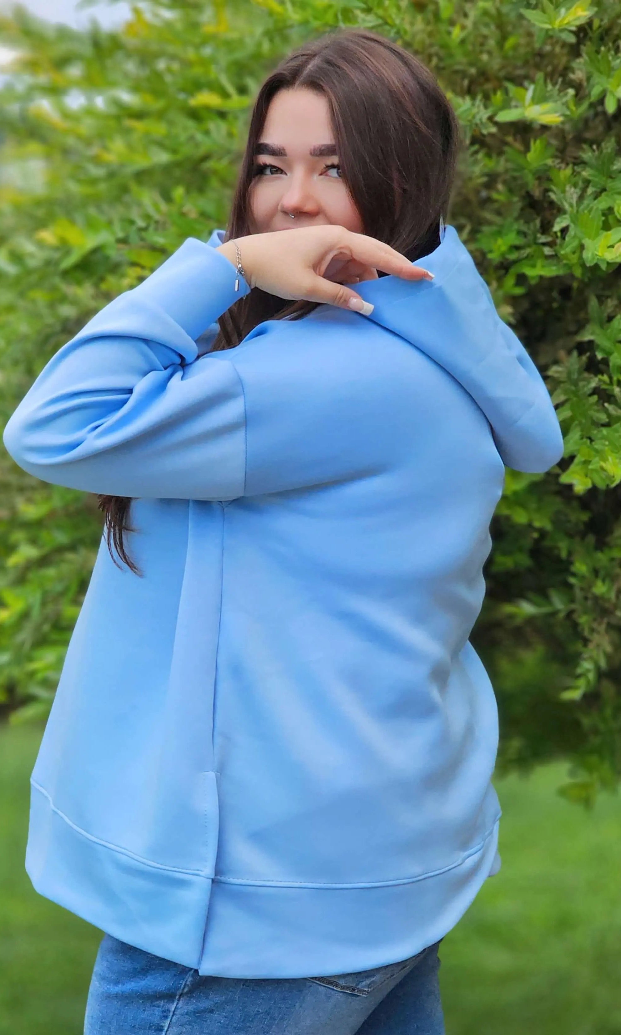 Bluza z kapturem o maślanej miękkości Stylowa XL