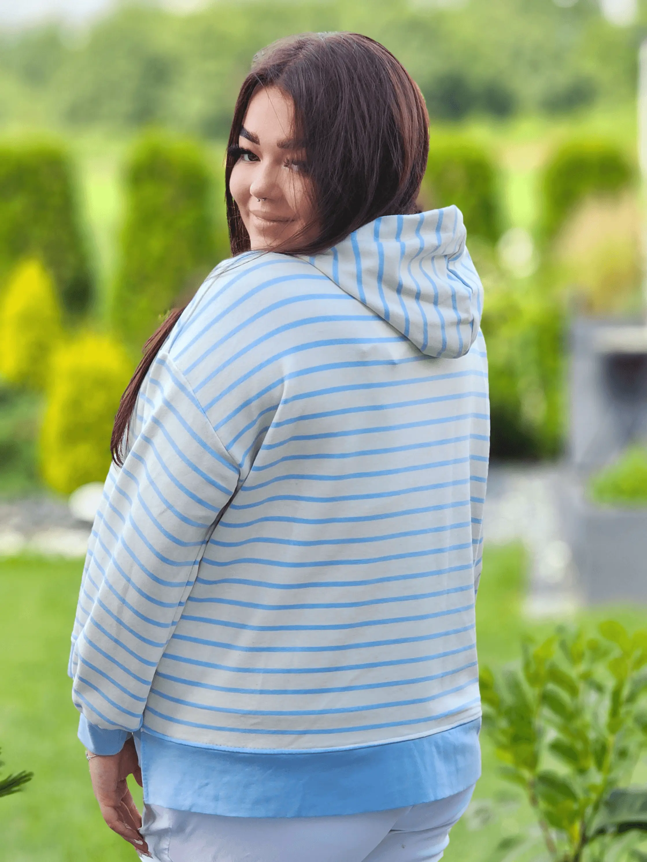 Bluza z kapturem w paski Stylowa XL