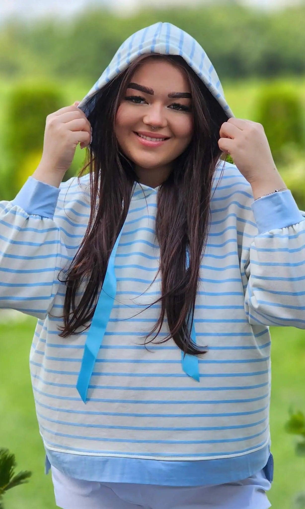 Bluza z kapturem w paski Stylowa XL