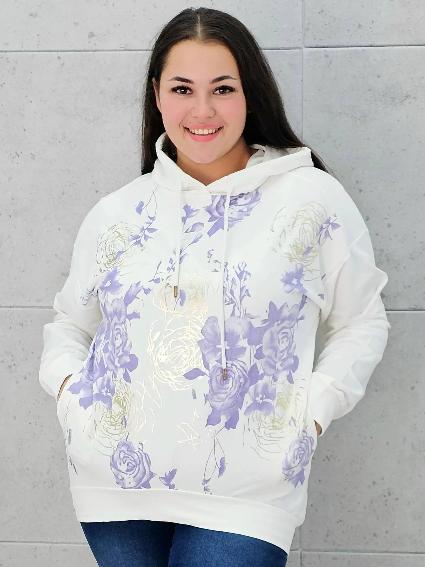 Bluza z kwiatowym nadrukiem Stylowa XL