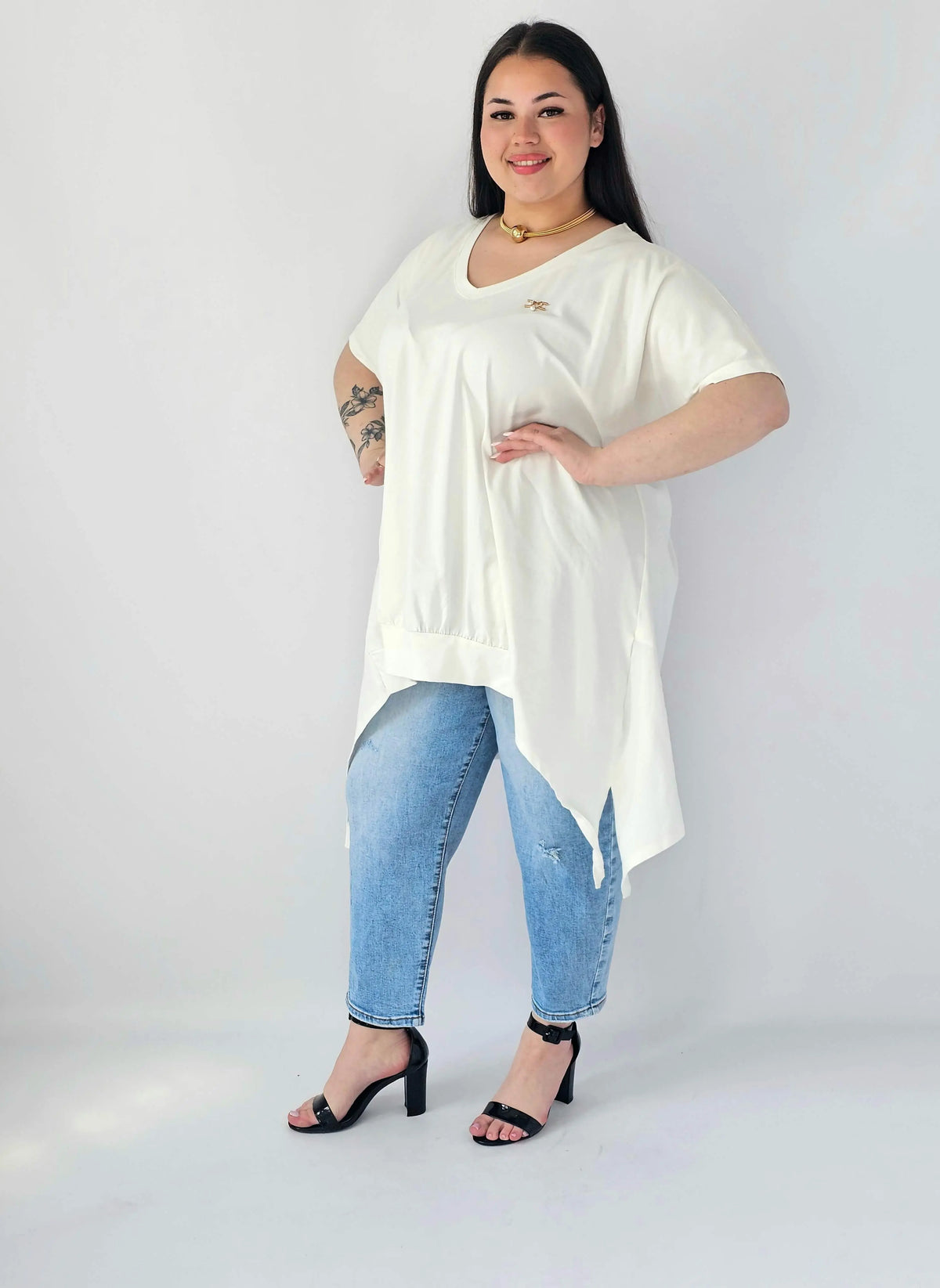 Bluzka Plus Size Oversize Z Dekoltem V I Asymetrycznym Dołem Stylowa XL
