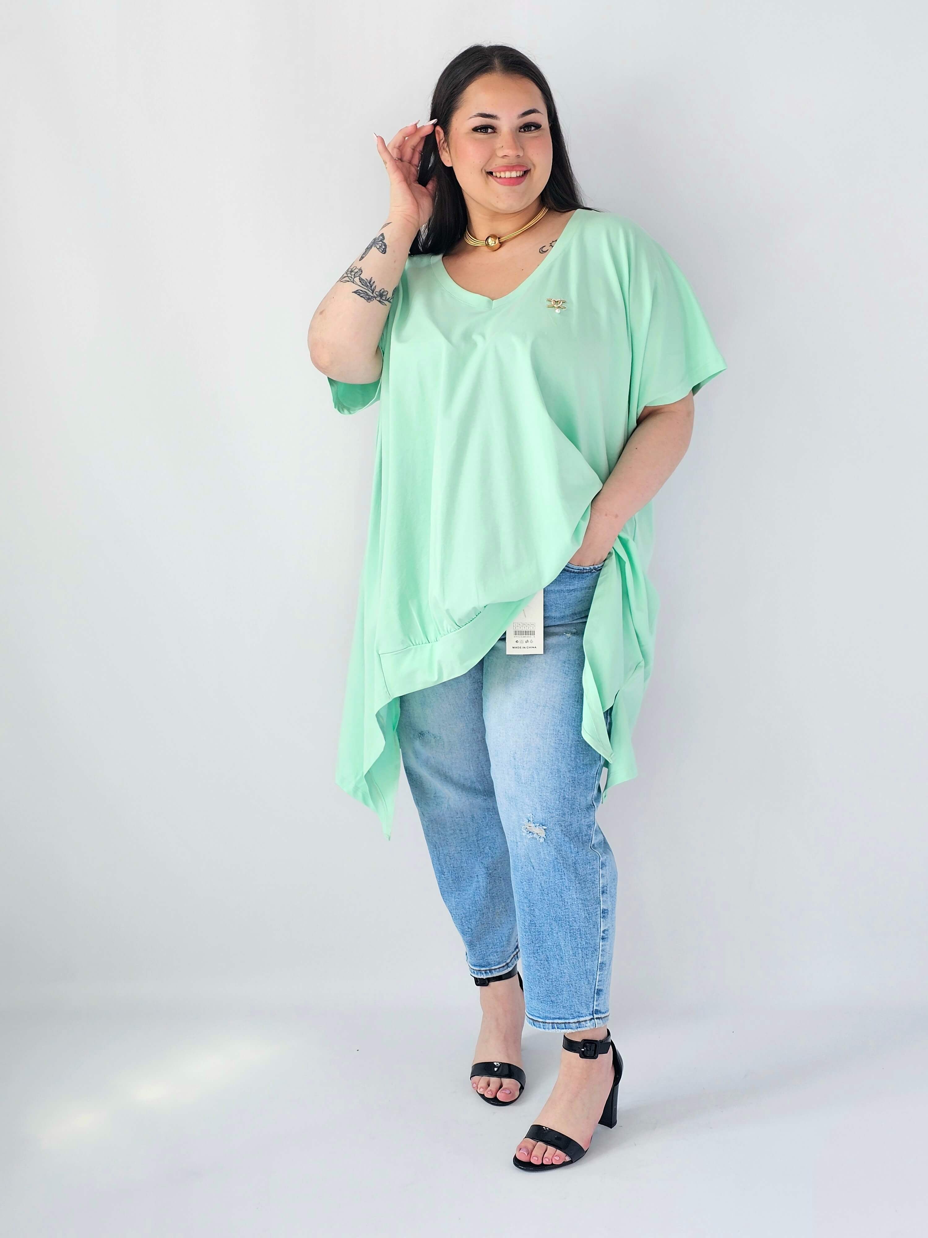 Bluzka Plus Size Oversize Z Dekoltem V I Asymetrycznym Dołem Stylowa XL