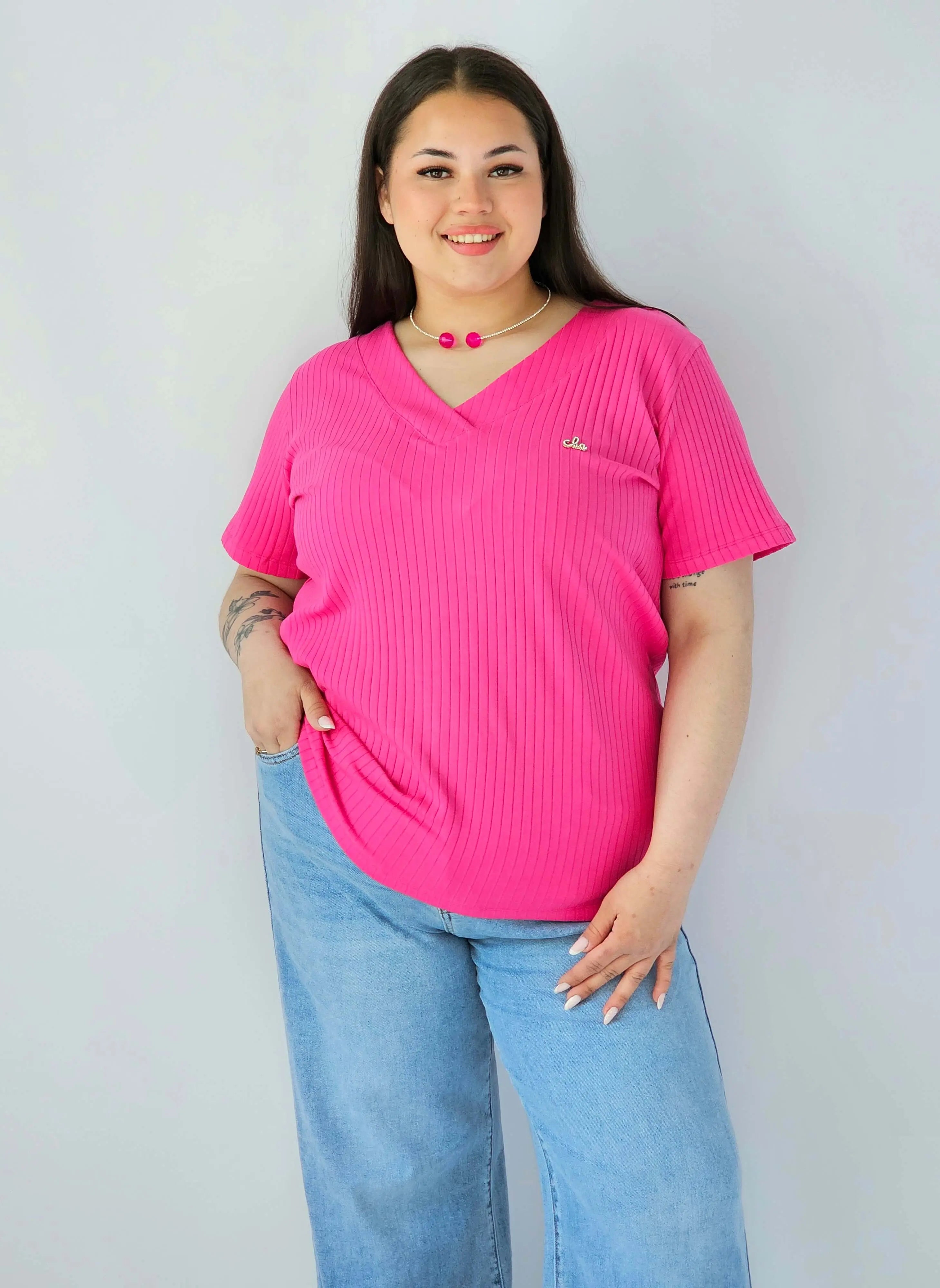 Bluzka Plus Size Prążkowana Z Dekoltem V I Krótkim Rękawem Stylowa XL