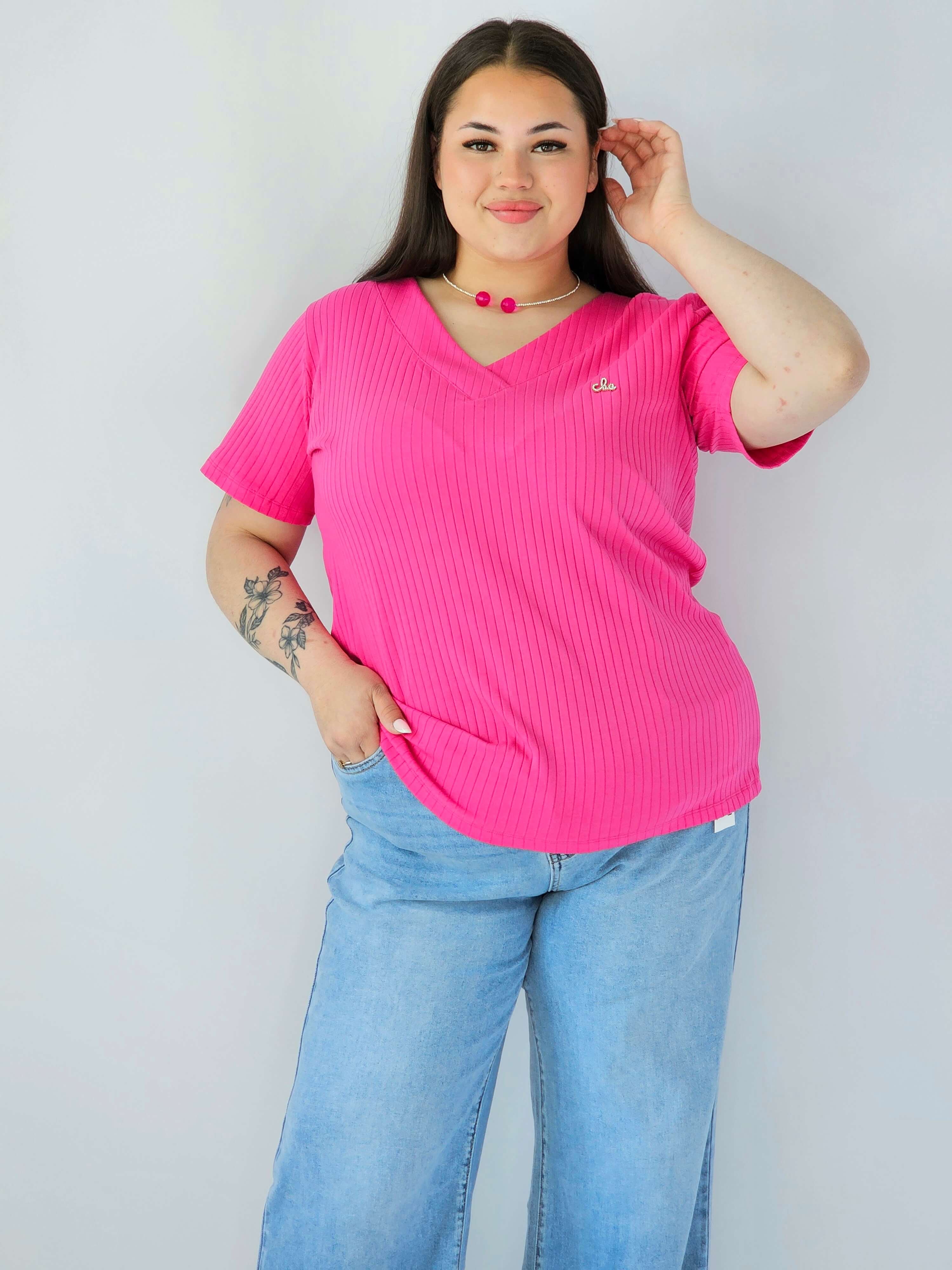 Bluzka Plus Size Prążkowana Z Dekoltem V I Krótkim Rękawem Stylowa XL