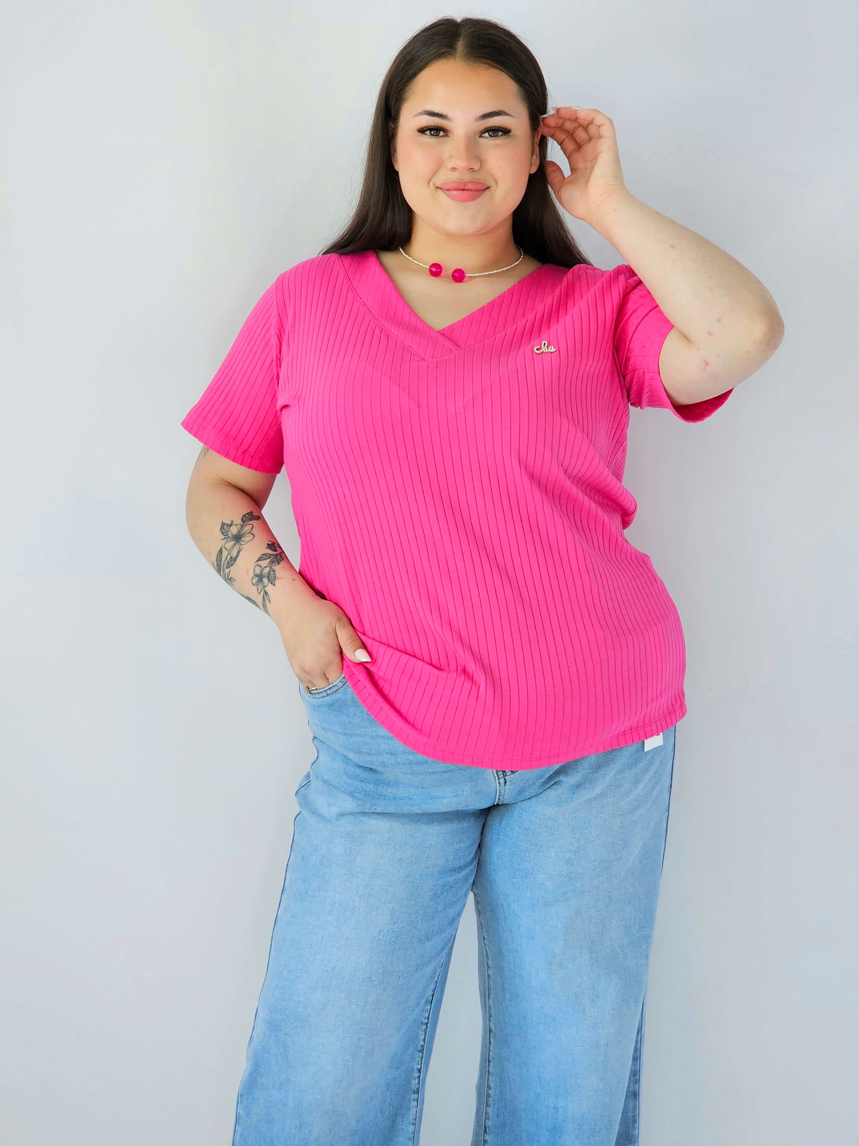 Bluzka Plus Size Prążkowana Z Dekoltem V I Krótkim Rękawem Stylowa XL