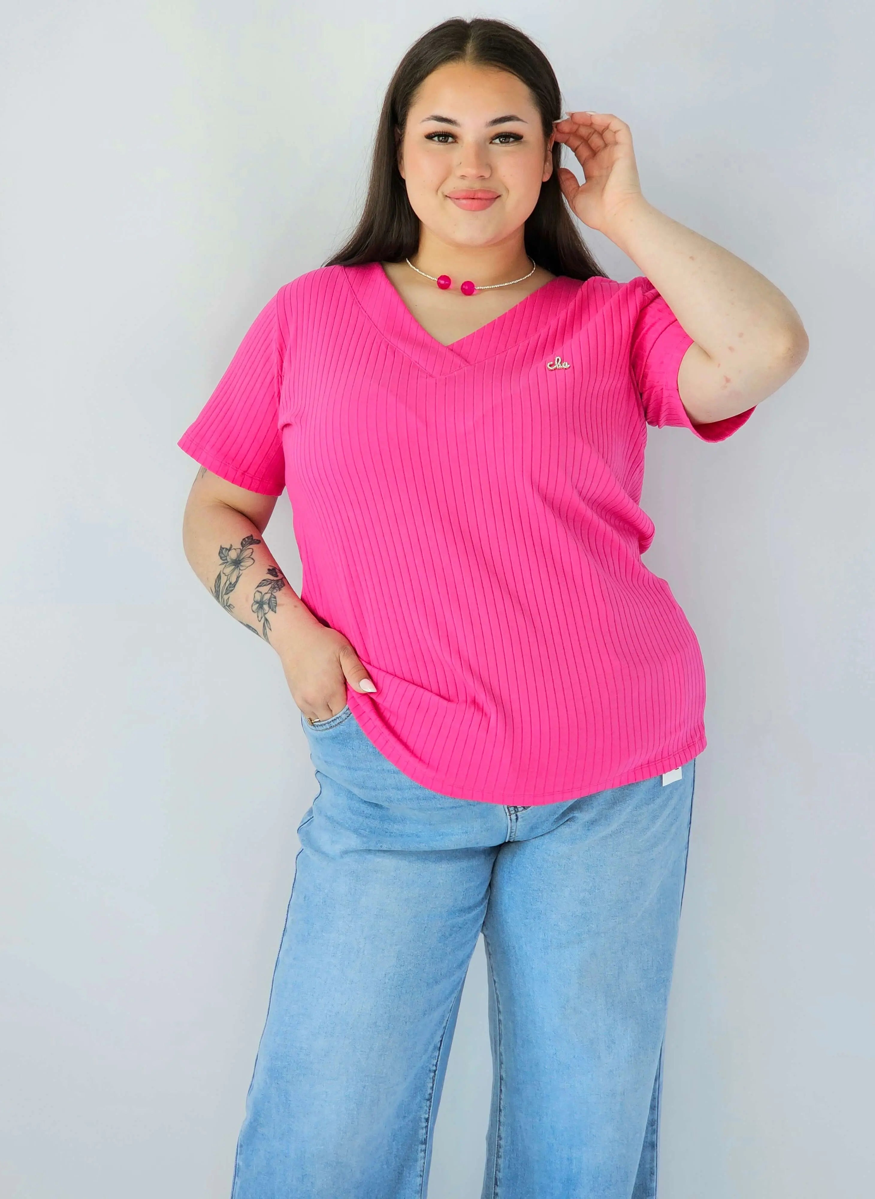 Bluzka Plus Size Prążkowana Z Dekoltem V I Krótkim Rękawem Stylowa XL