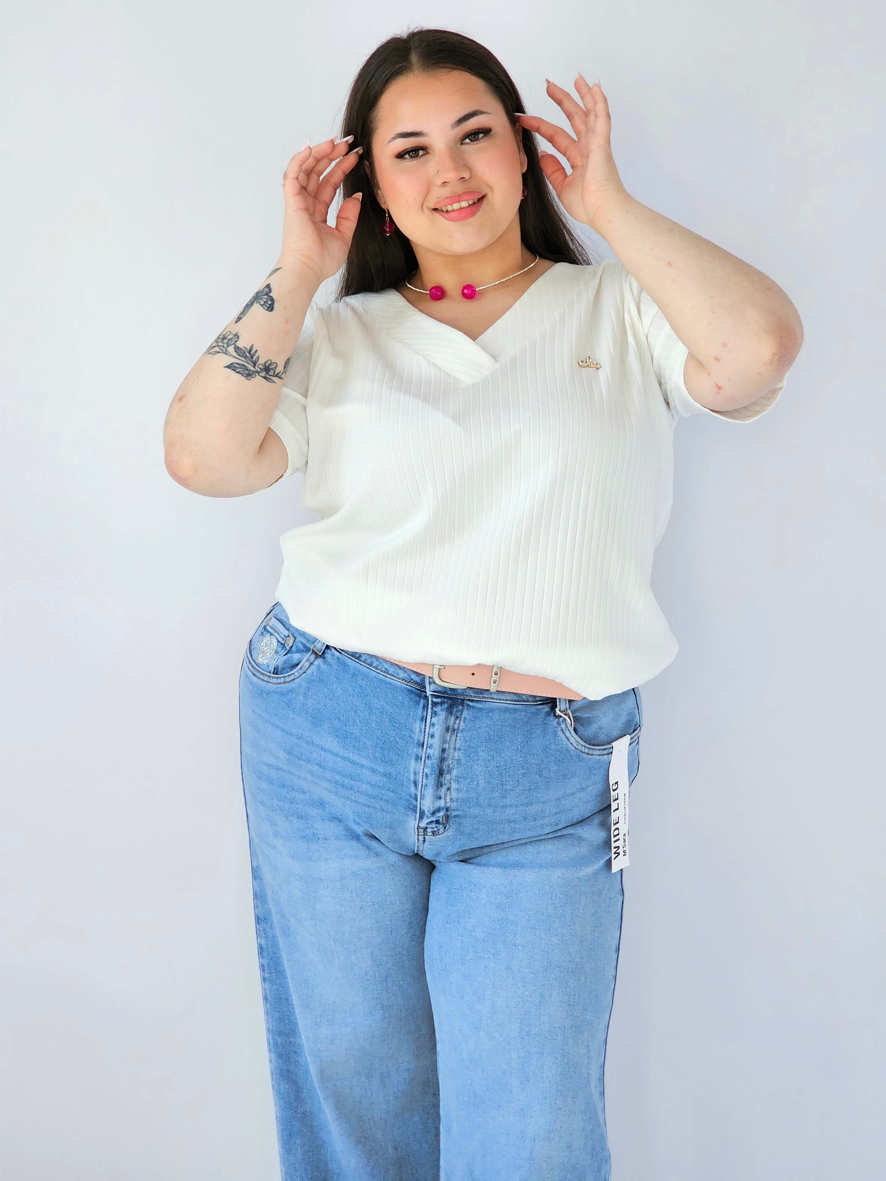 Bluzka Plus Size Prążkowana Z Dekoltem V I Krótkim Rękawem Stylowa XL