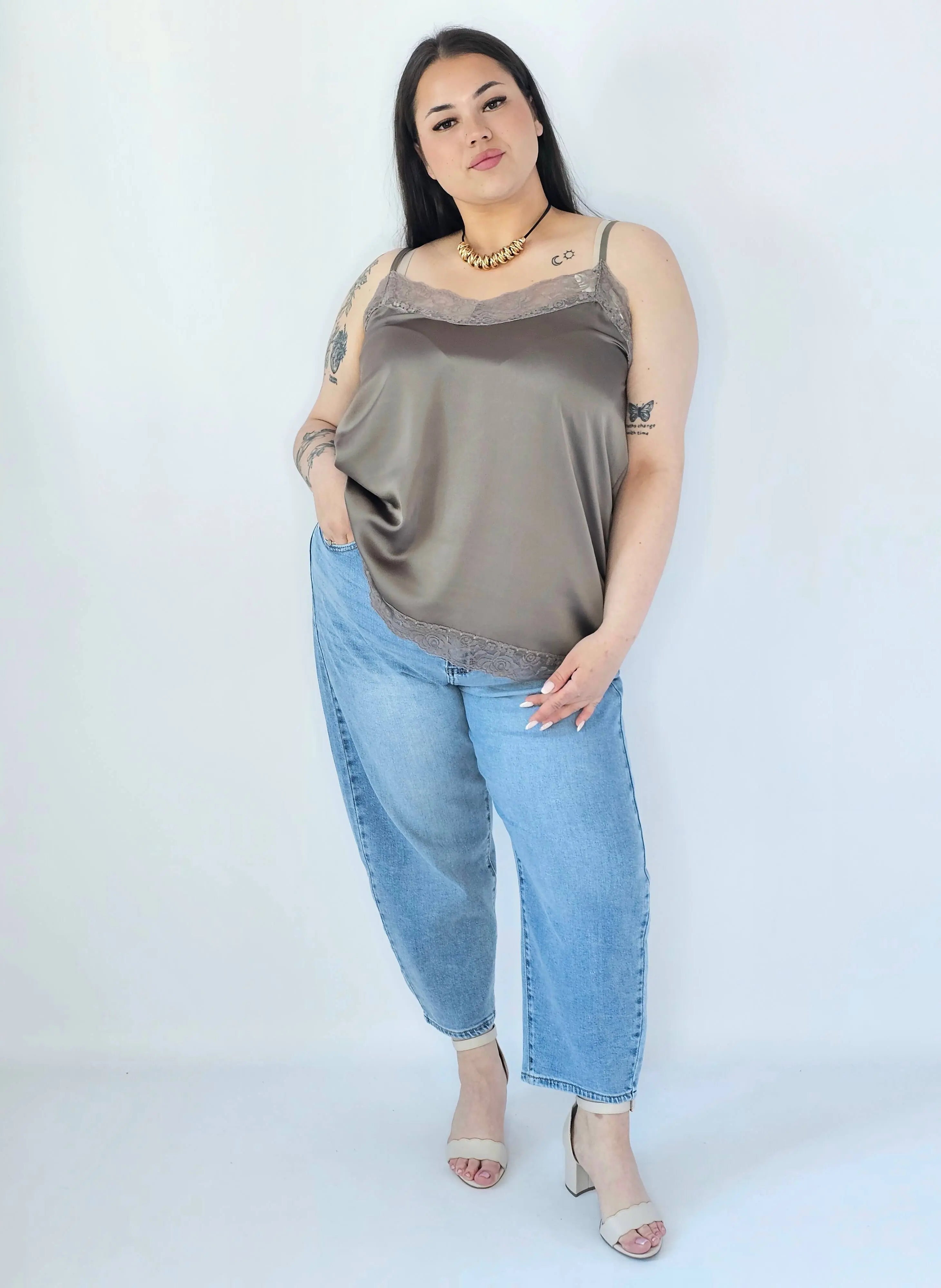 Bluzka Plus Size Satynowa Na Ramiączkach Z Koronką Elegancka XXL Stylowa XL