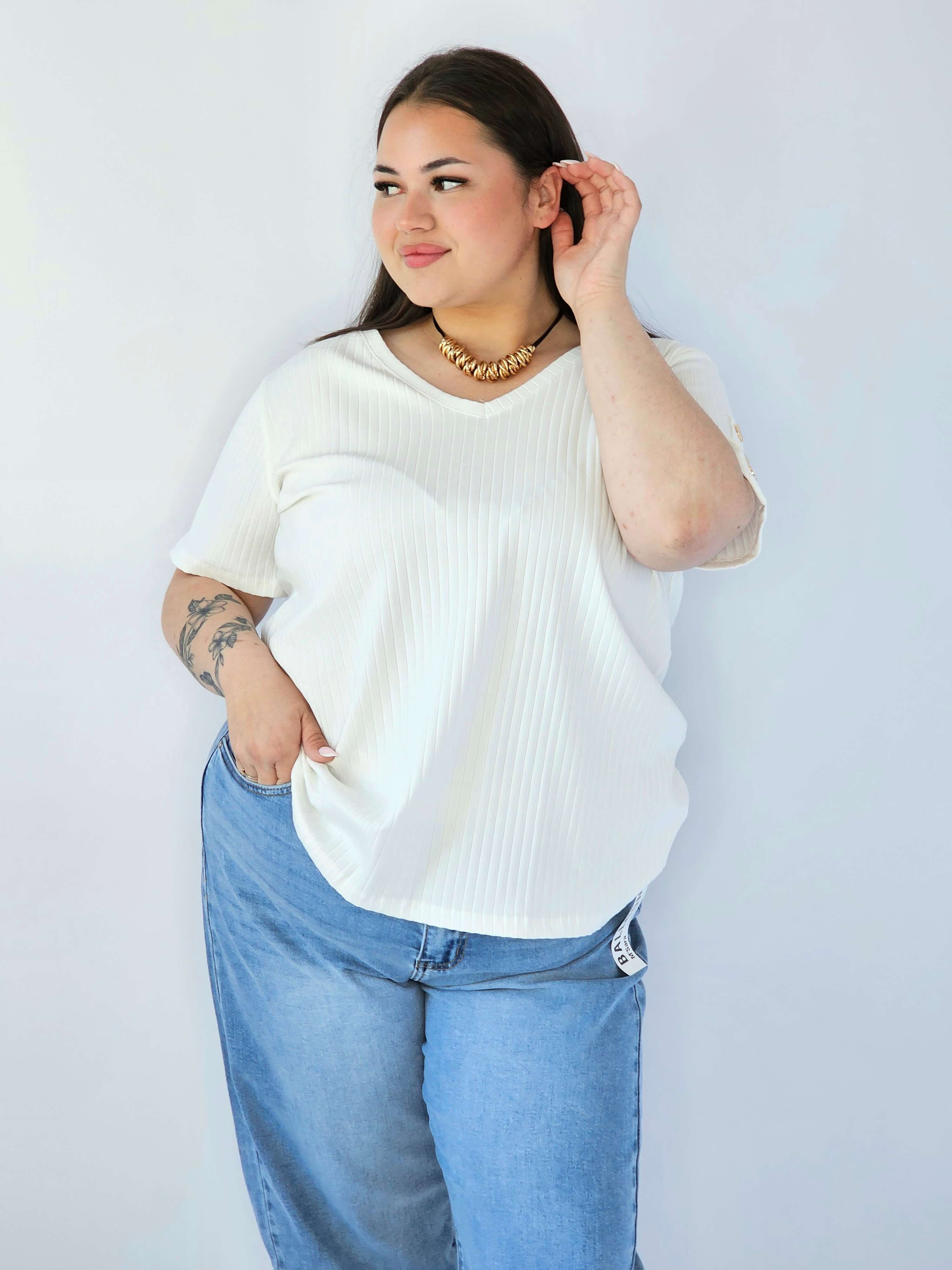 Bluzka Plus Size Z Dekoltem V I Ozdobną Aplikacją Stylowa XL