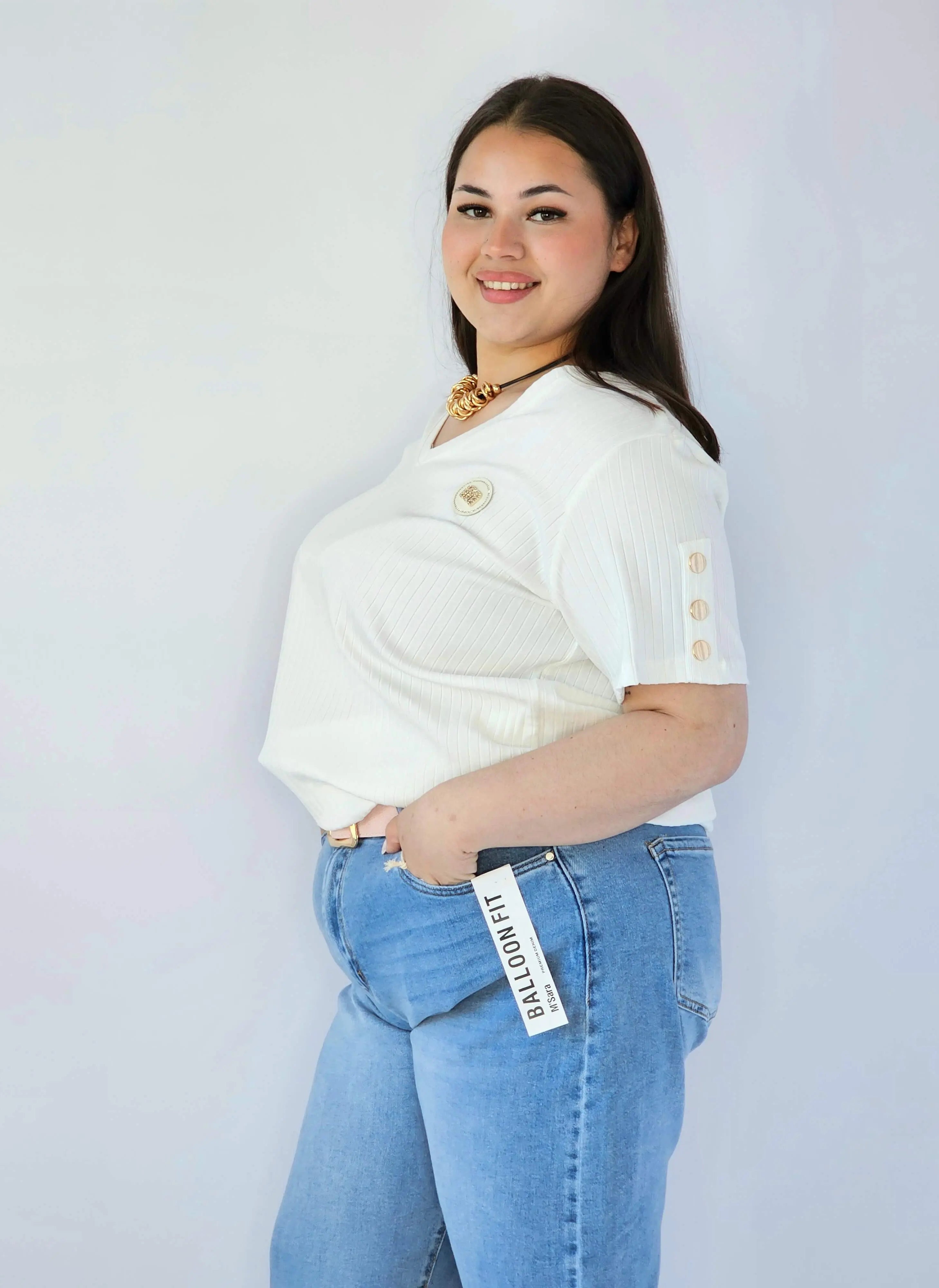 Bluzka Plus Size Z Dekoltem V I Ozdobną Aplikacją Stylowa XL