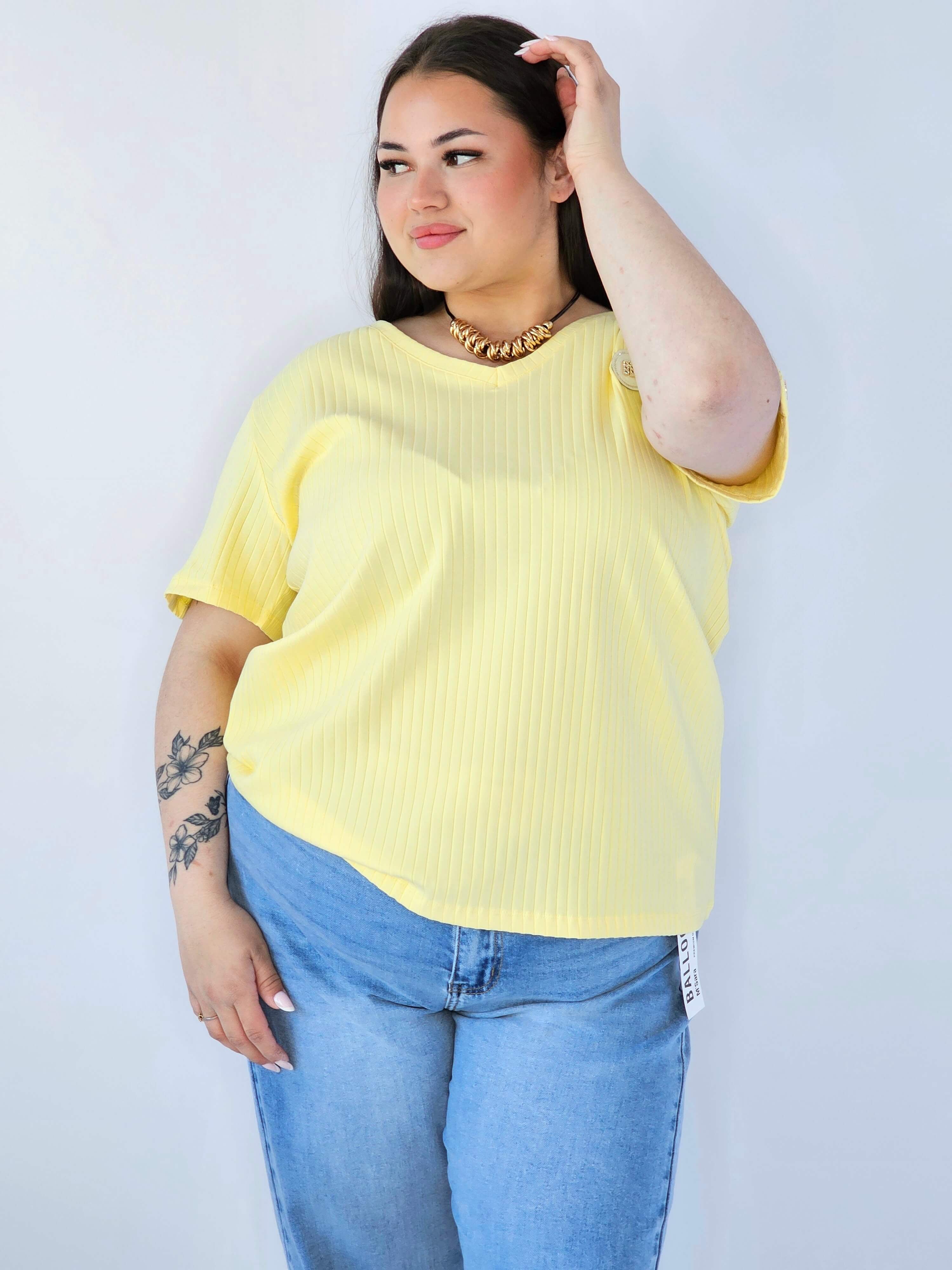 Bluzka Plus Size Z Dekoltem V I Ozdobną Aplikacją Stylowa XL
