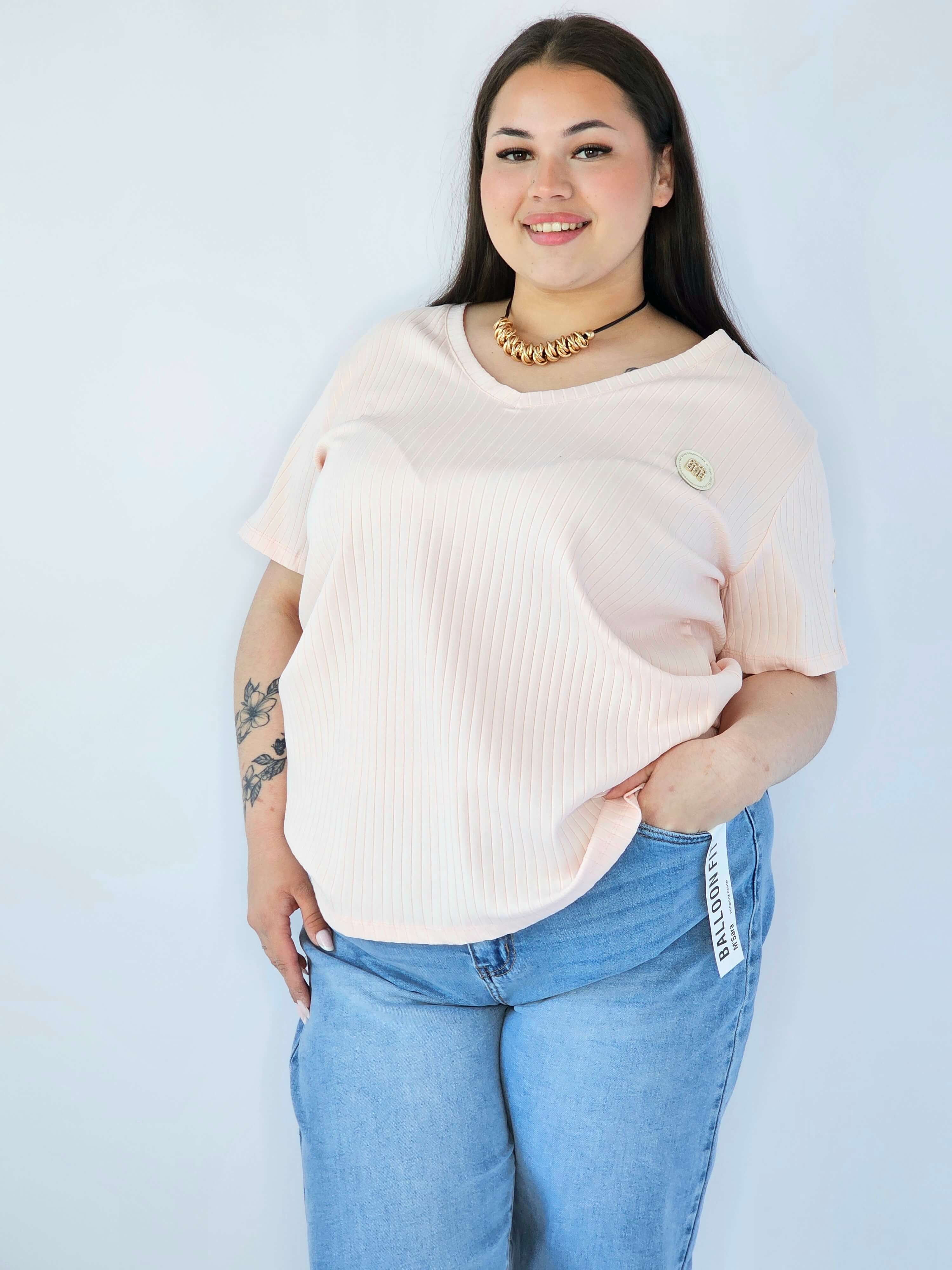 Bluzka Plus Size Z Dekoltem V I Ozdobną Aplikacją Stylowa XL