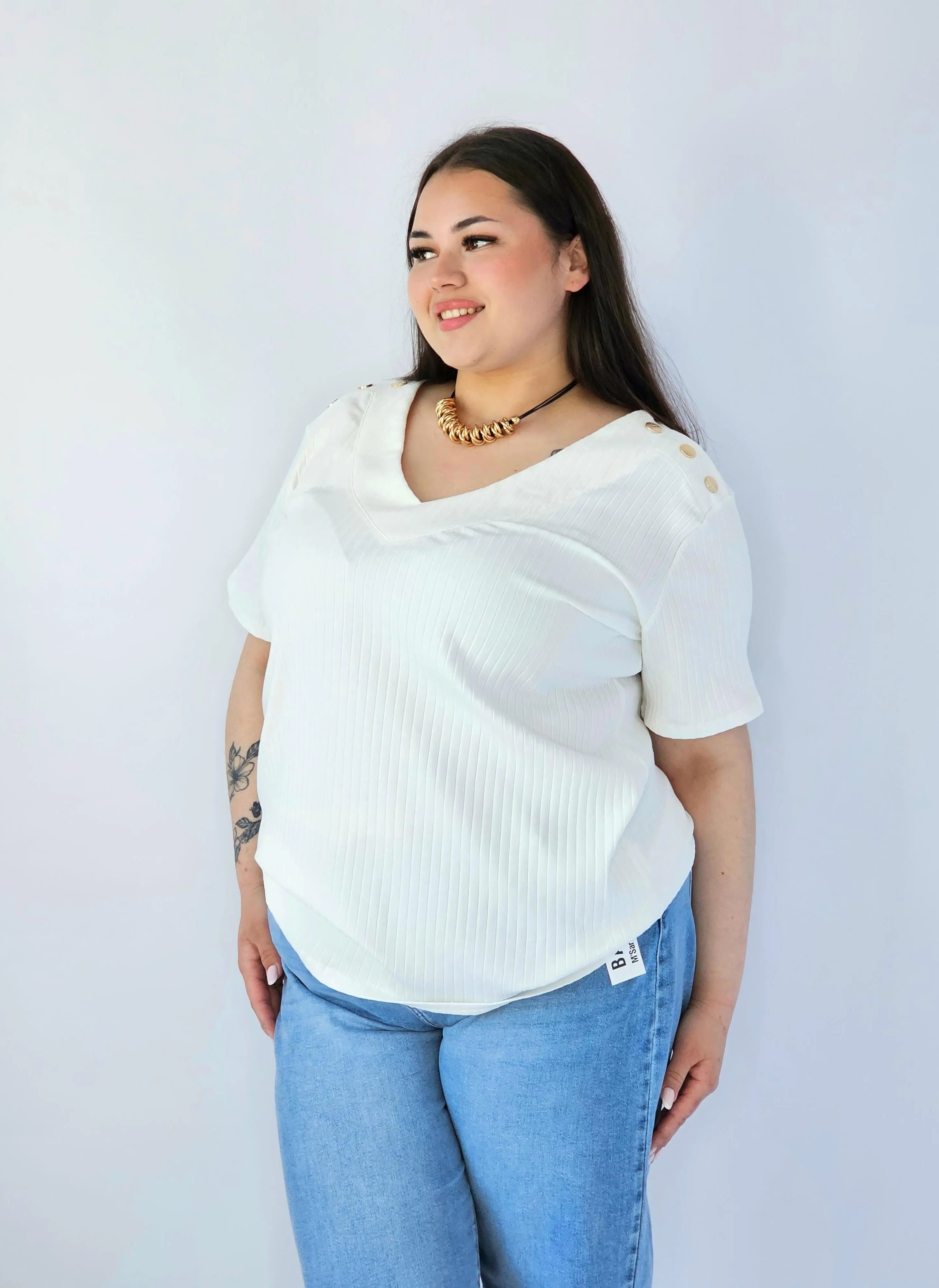 Bluzka Plus Size Z Dekoltem V I Ozdobnymi Detalami Na Ramionach Stylowa XL