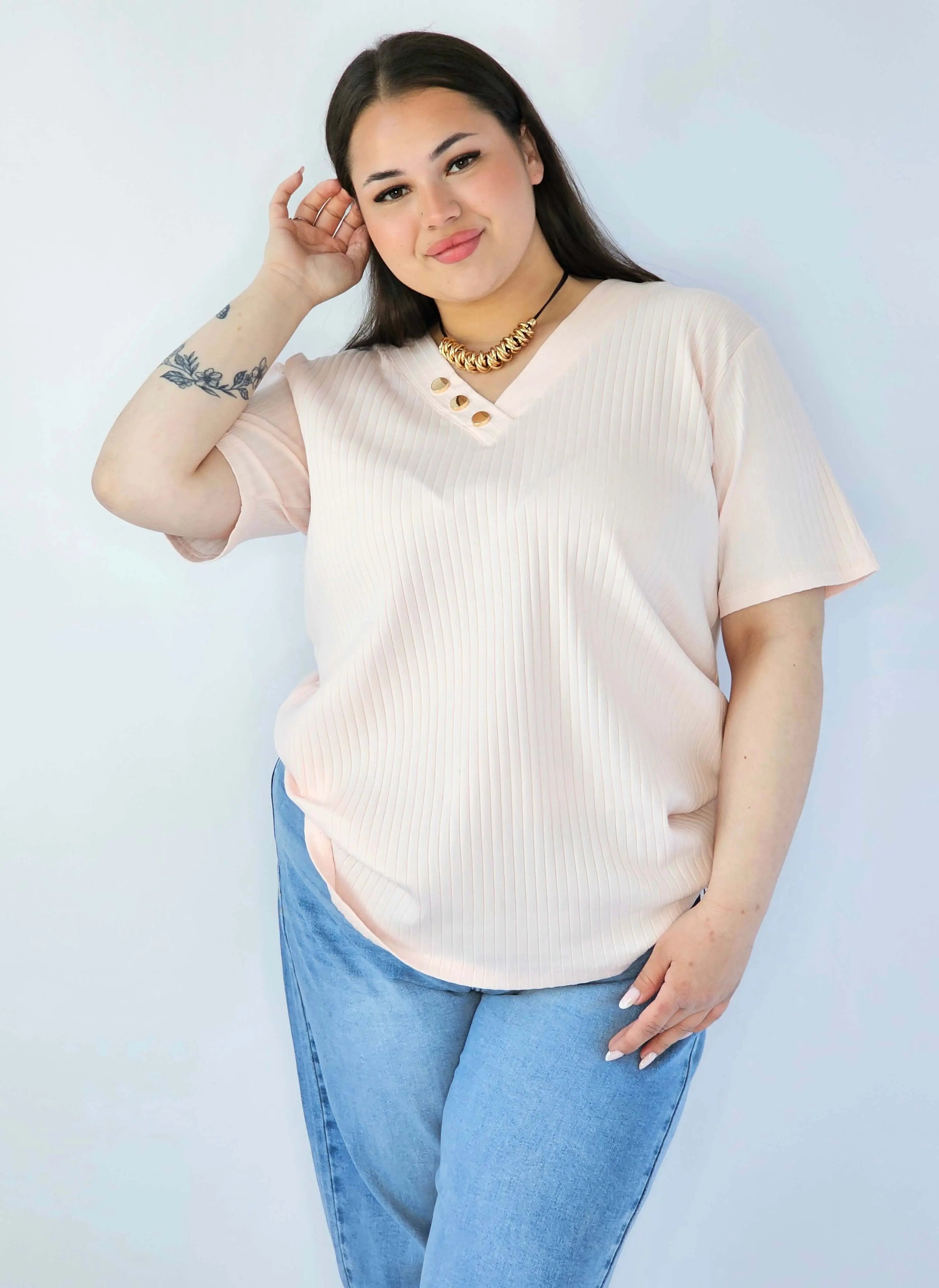 Bluzka Plus Size Z Dekoltem V I Ozdobnymi Guzikami Stylowa XL