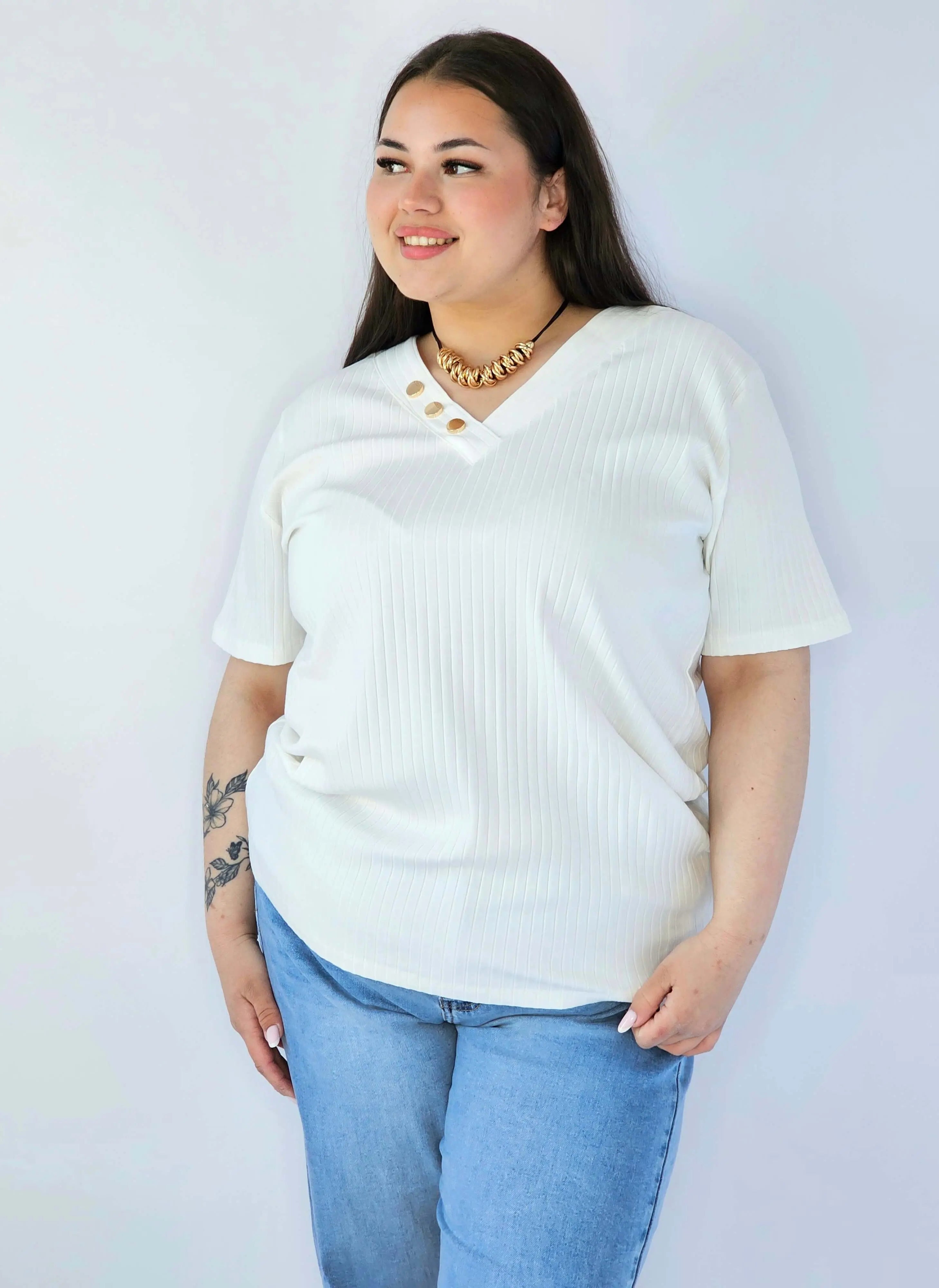 Bluzka Plus Size Z Dekoltem V I Ozdobnymi Guzikami Stylowa XL