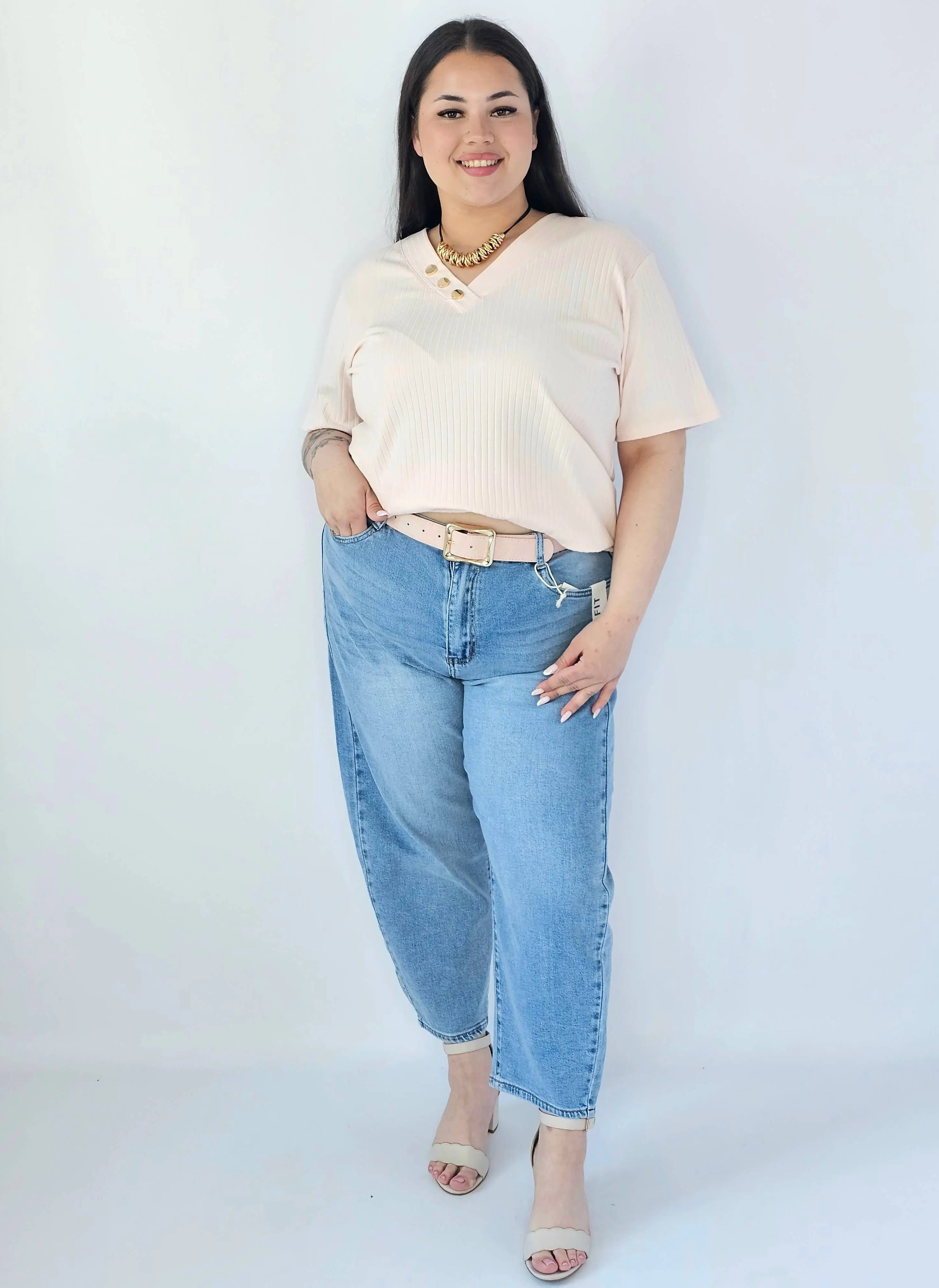 Bluzka Plus Size Z Dekoltem V I Ozdobnymi Guzikami Stylowa XL