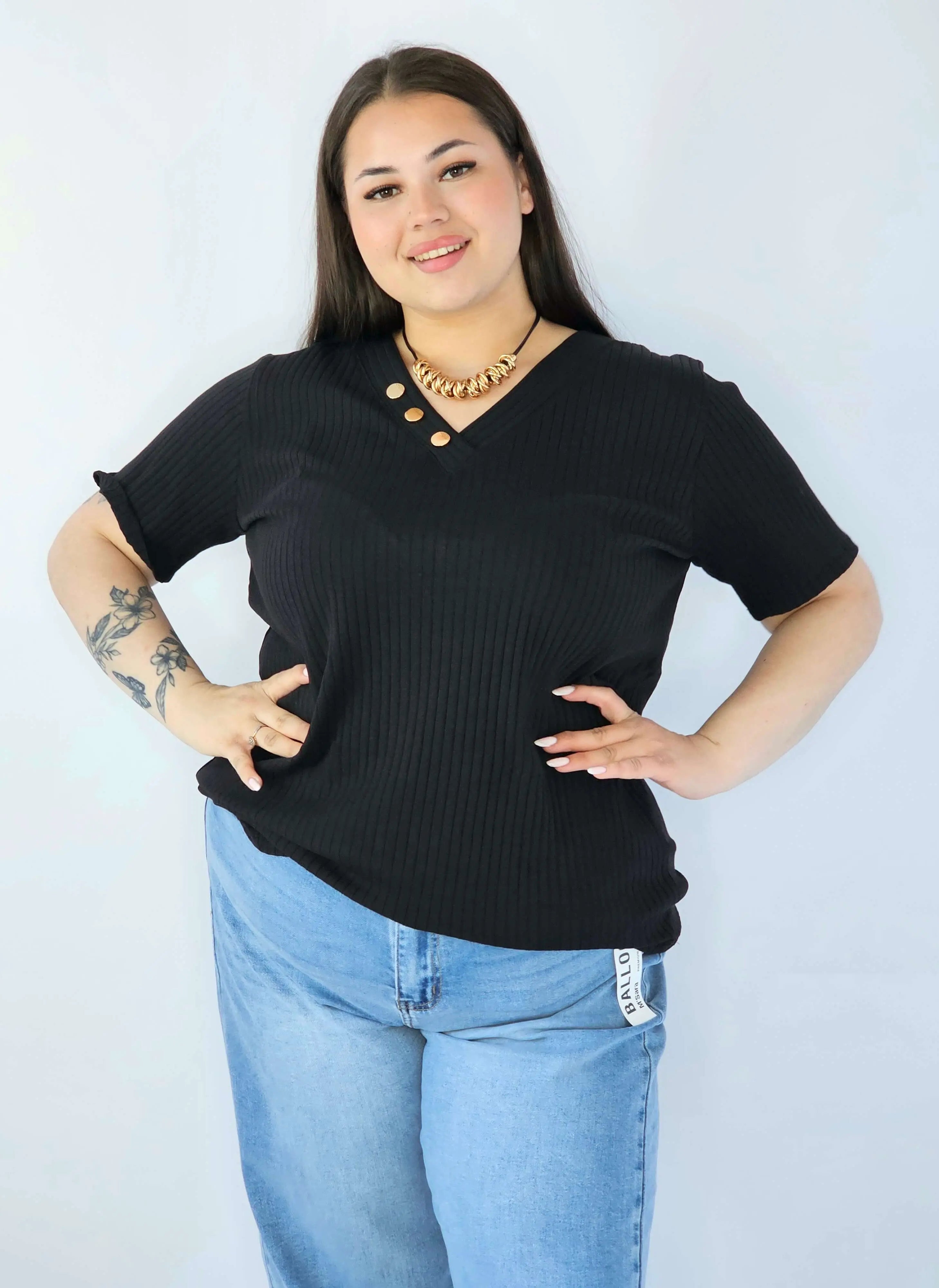 Bluzka Plus Size Z Dekoltem V I Ozdobnymi Guzikami Stylowa XL