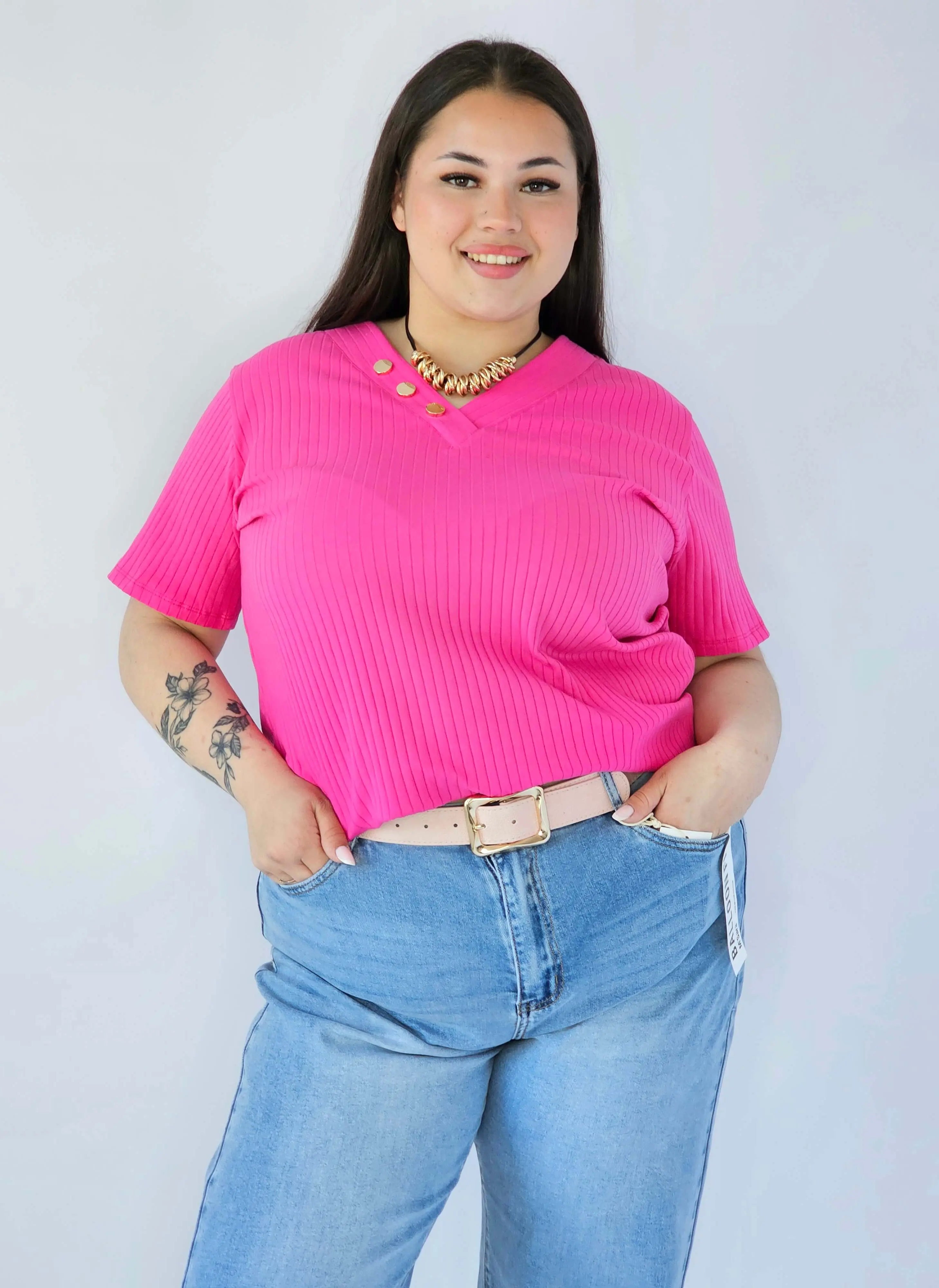 Bluzka Plus Size Z Dekoltem V I Ozdobnymi Guzikami Stylowa XL
