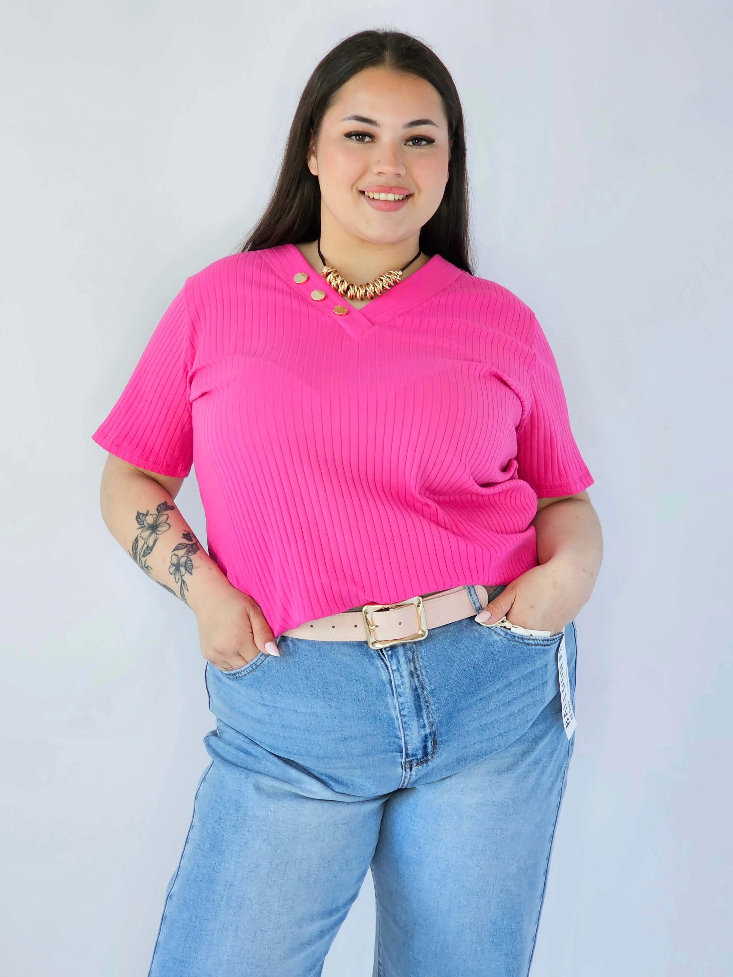 Bluzka Plus Size Z Dekoltem V I Ozdobnymi Guzikami Stylowa XL