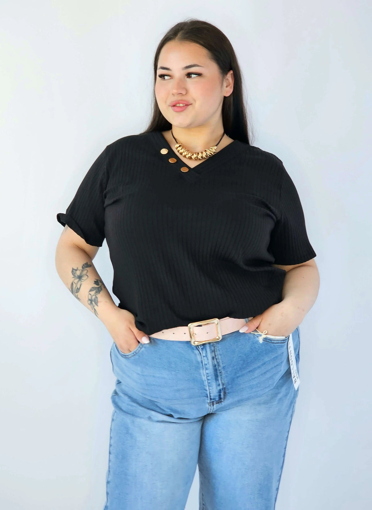 Bluzka Plus Size Z Dekoltem V I Ozdobnymi Guzikami Stylowa XL