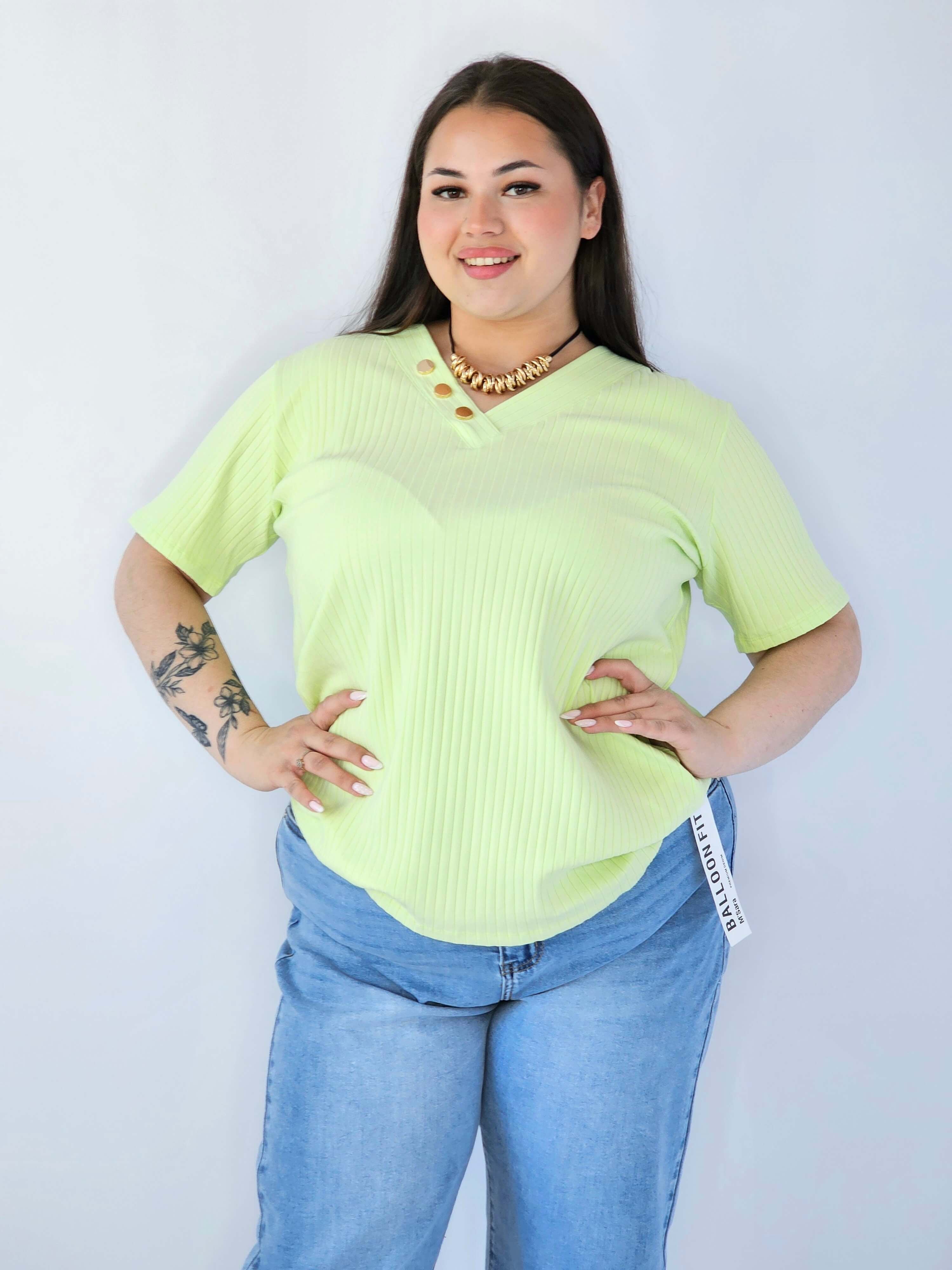 Bluzka Plus Size Z Dekoltem V I Ozdobnymi Guzikami Stylowa XL