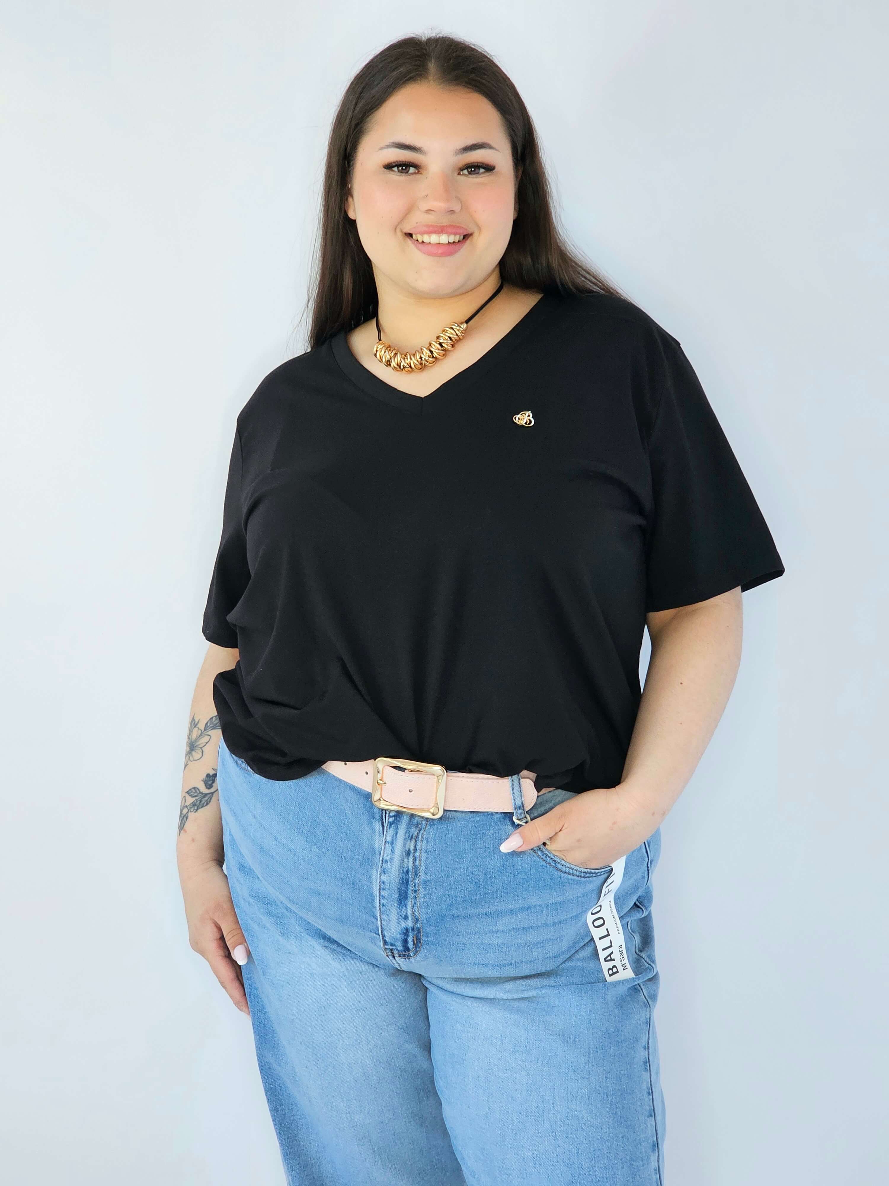 Bluzka Plus Size Z Dekoltem V I Subtelną Ozdobą Stylowa XL