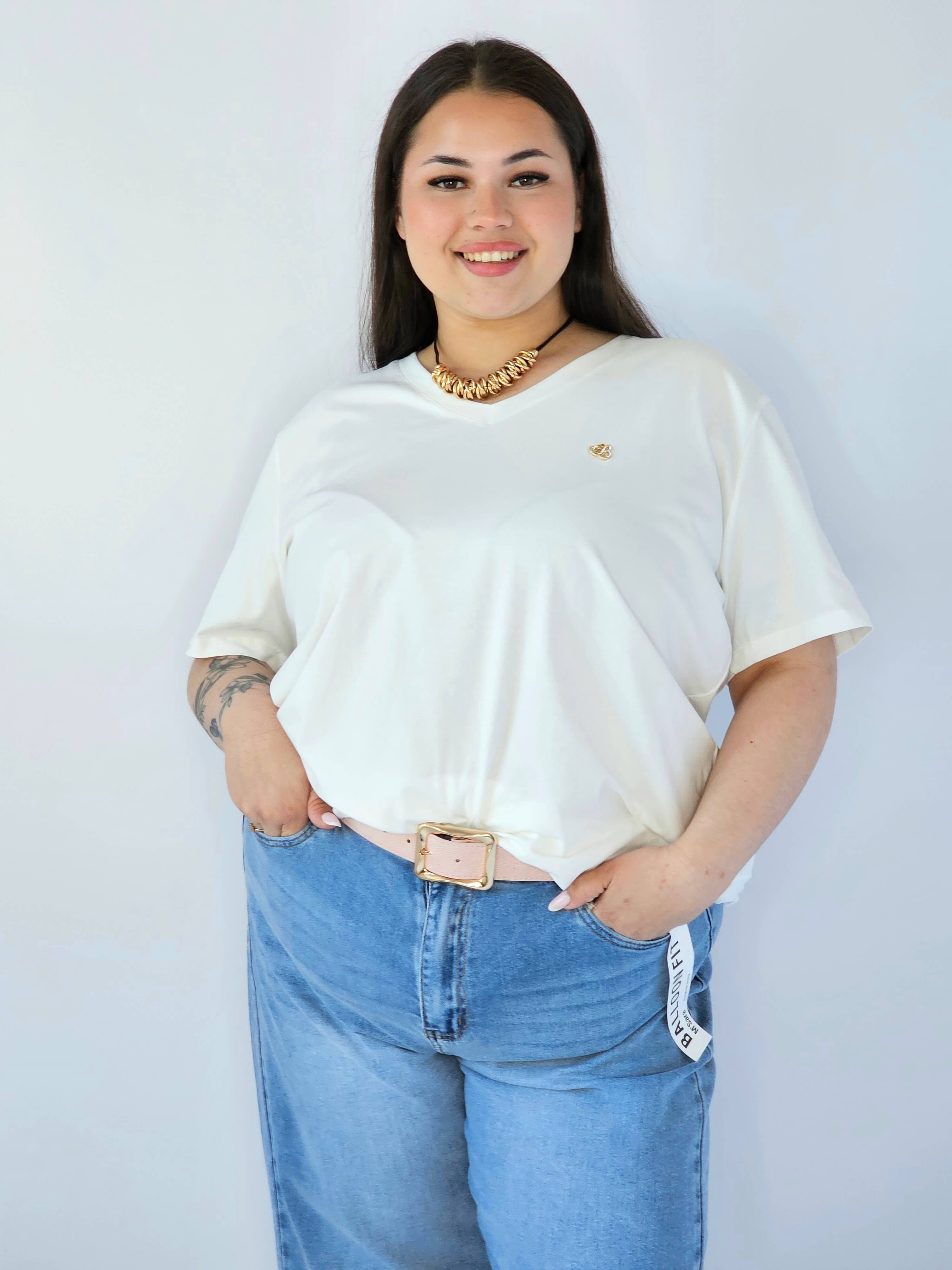 Bluzka Plus Size Z Dekoltem V I Subtelną Ozdobą Stylowa XL