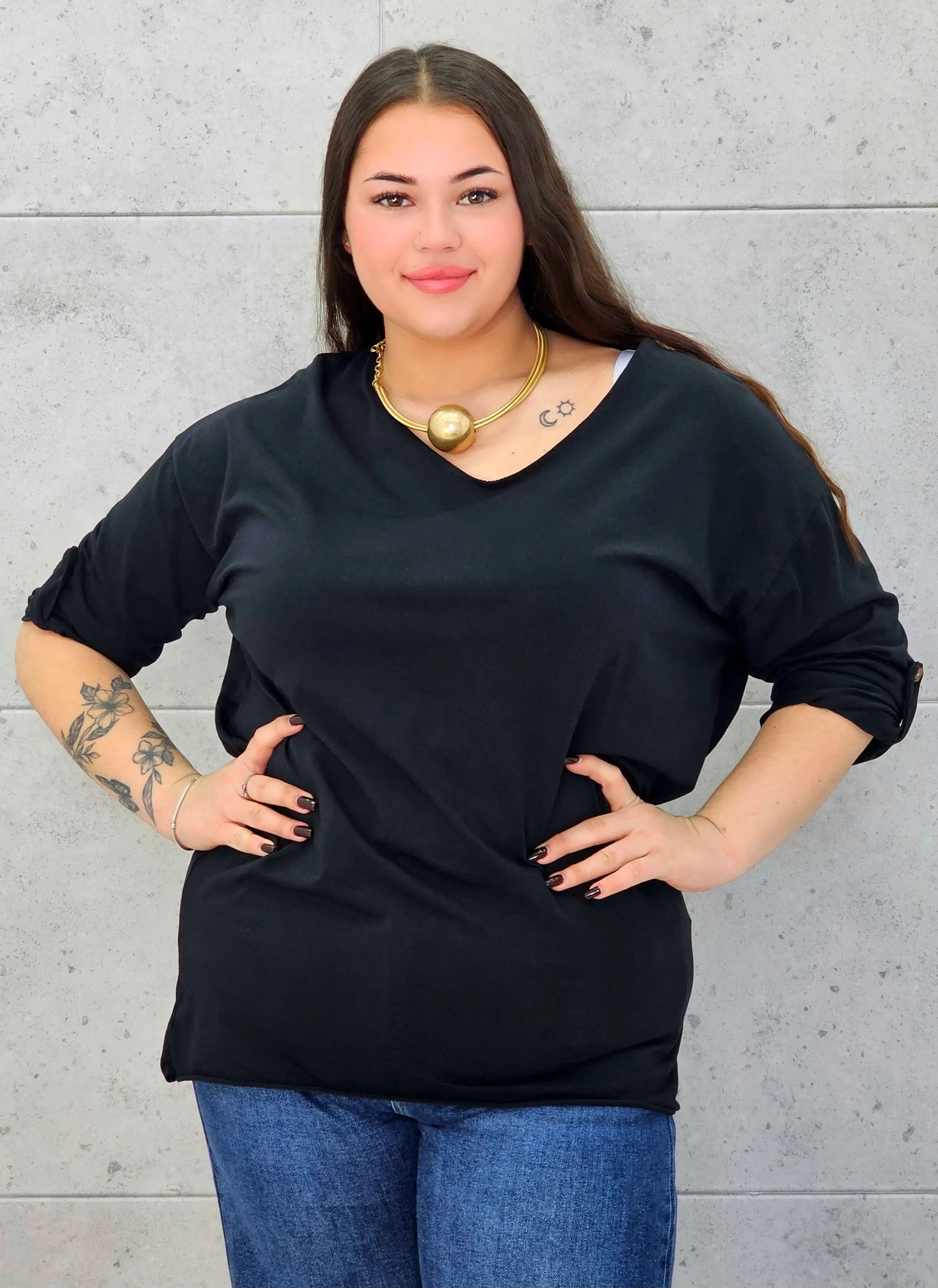 Bluzka Plus Size z Wiązaniem StylowaXL – Wygoda i Subtelna Elegancja dla Kobiet XXL - Stylowa XL