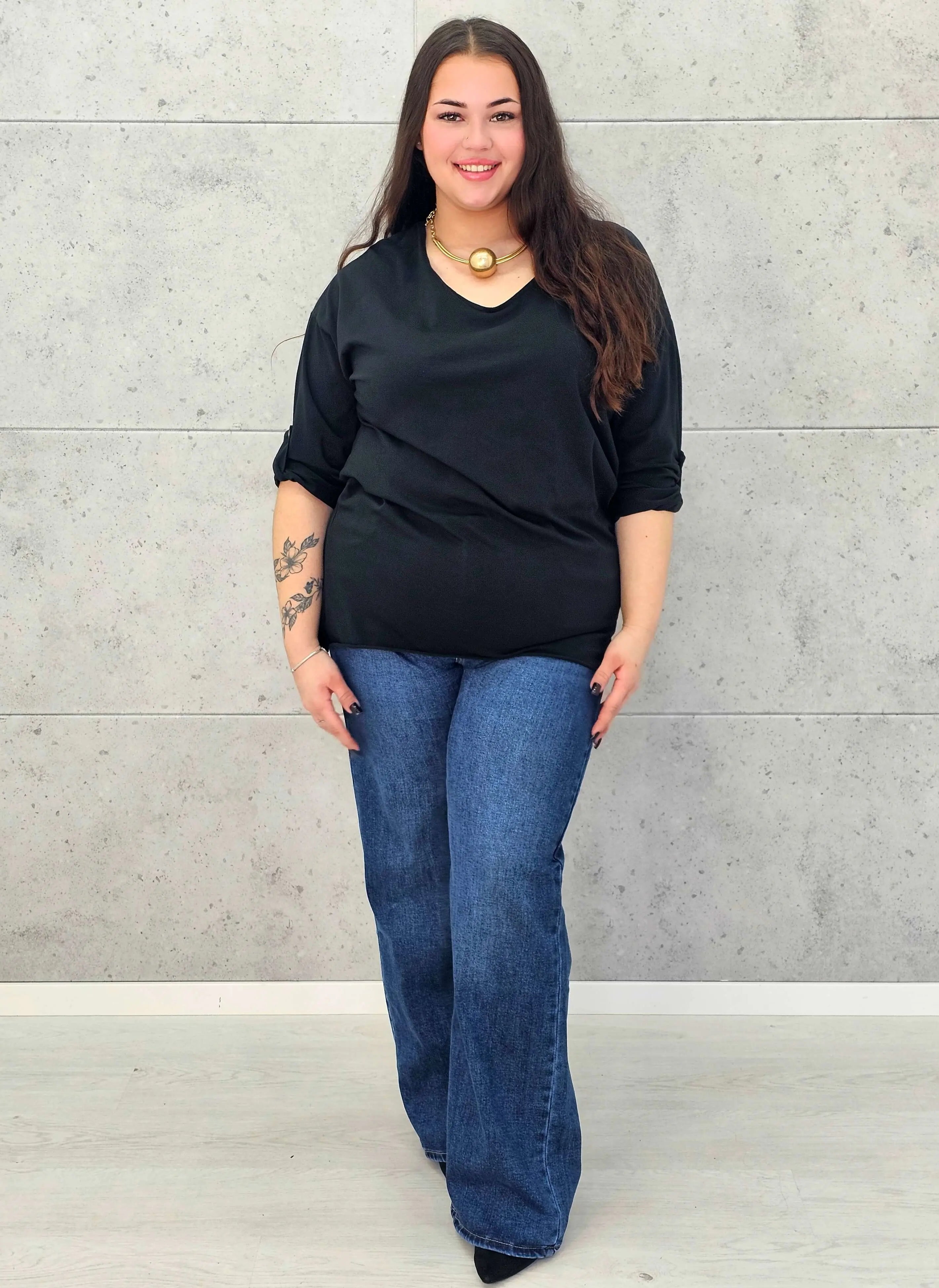 Bluzka Plus Size z Wiązaniem StylowaXL – Wygoda i Subtelna Elegancja dla Kobiet XXL - Stylowa XL