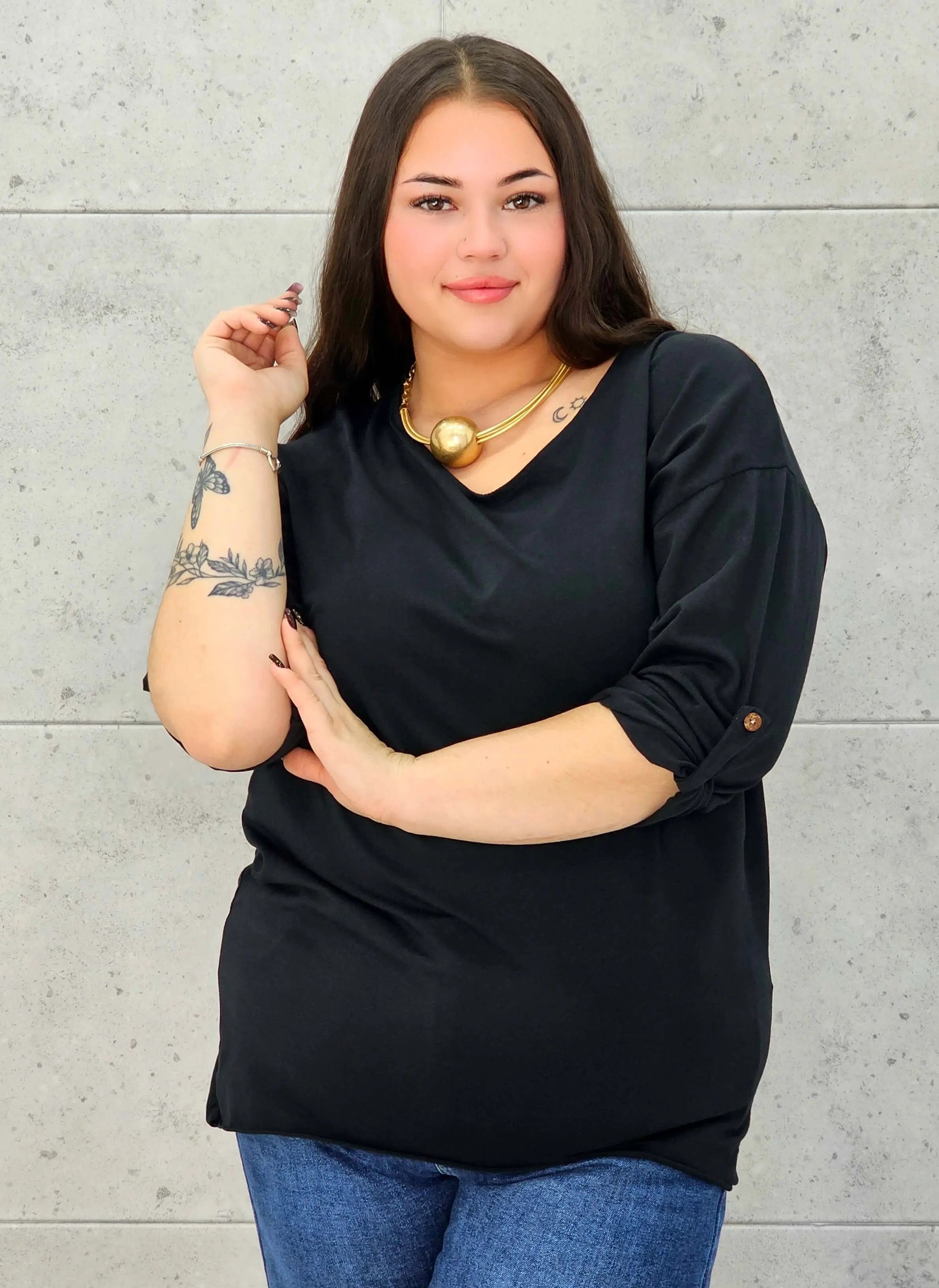 Bluzka Plus Size z Wiązaniem StylowaXL – Wygoda i Subtelna Elegancja dla Kobiet XXL - Stylowa XL