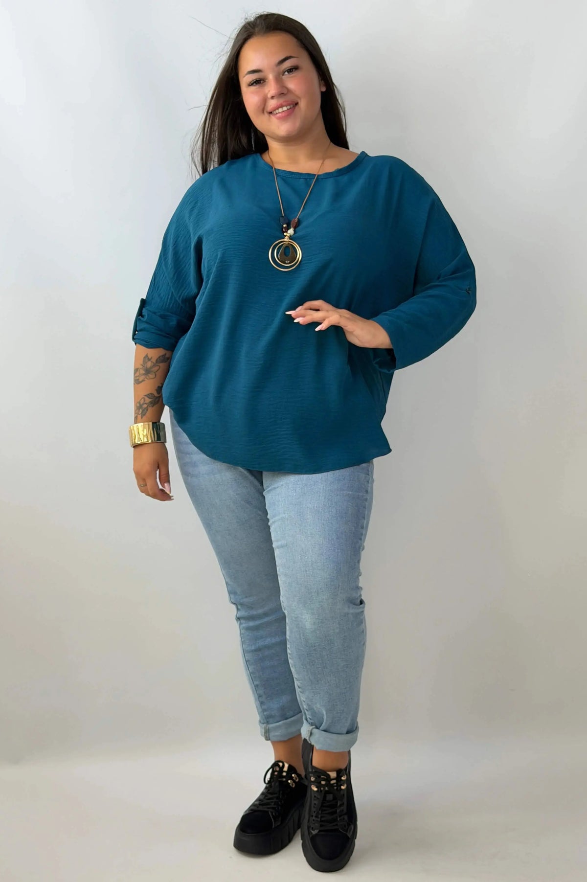 Bluzka Plus Size z ozdobnym naszyjnikiem Stylowa XL