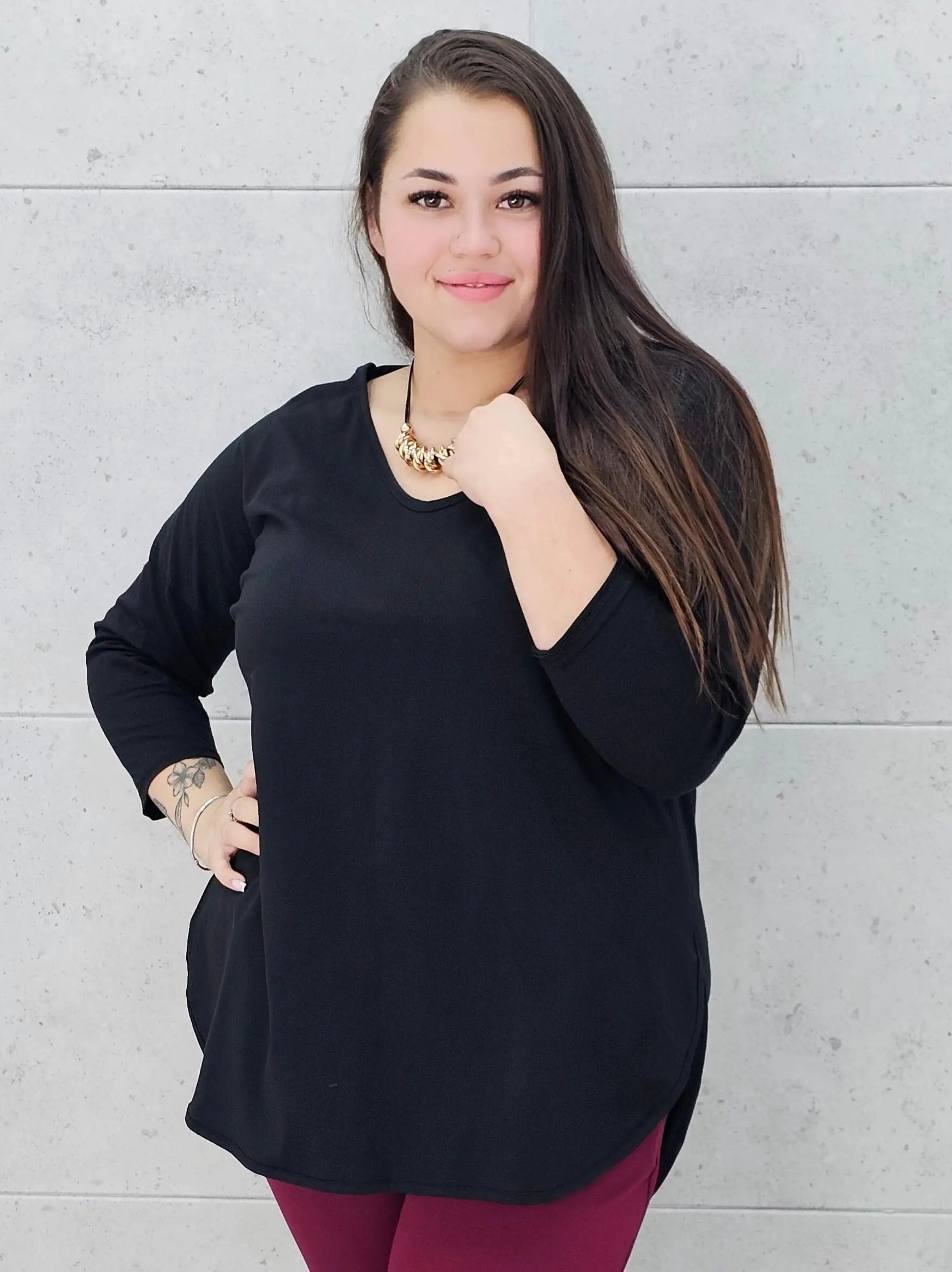 Bluzka basic z zaokrąglonym dołem Stylowa XL