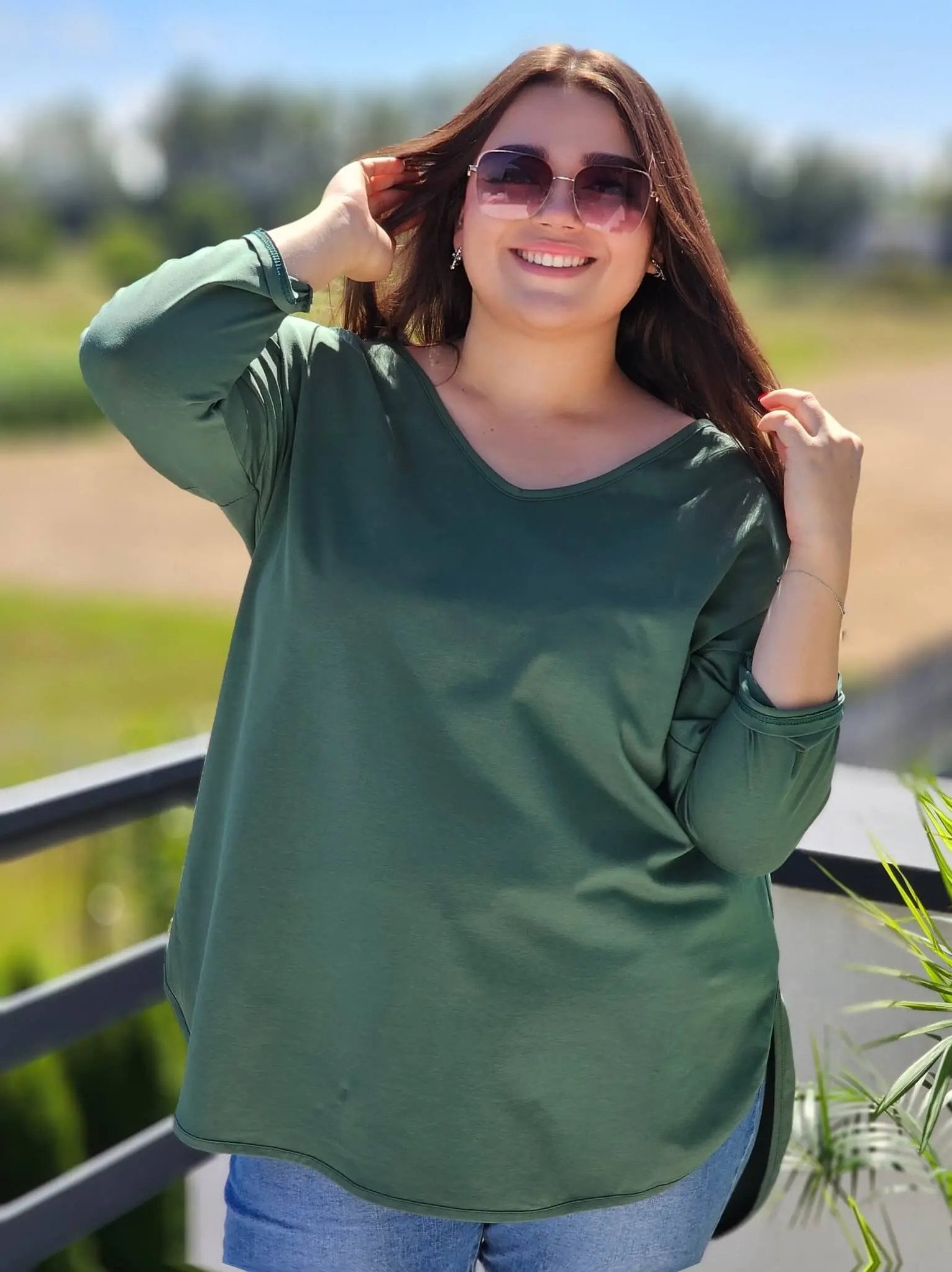 Bluzka basic z zaokrąglonym dołem Stylowa XL