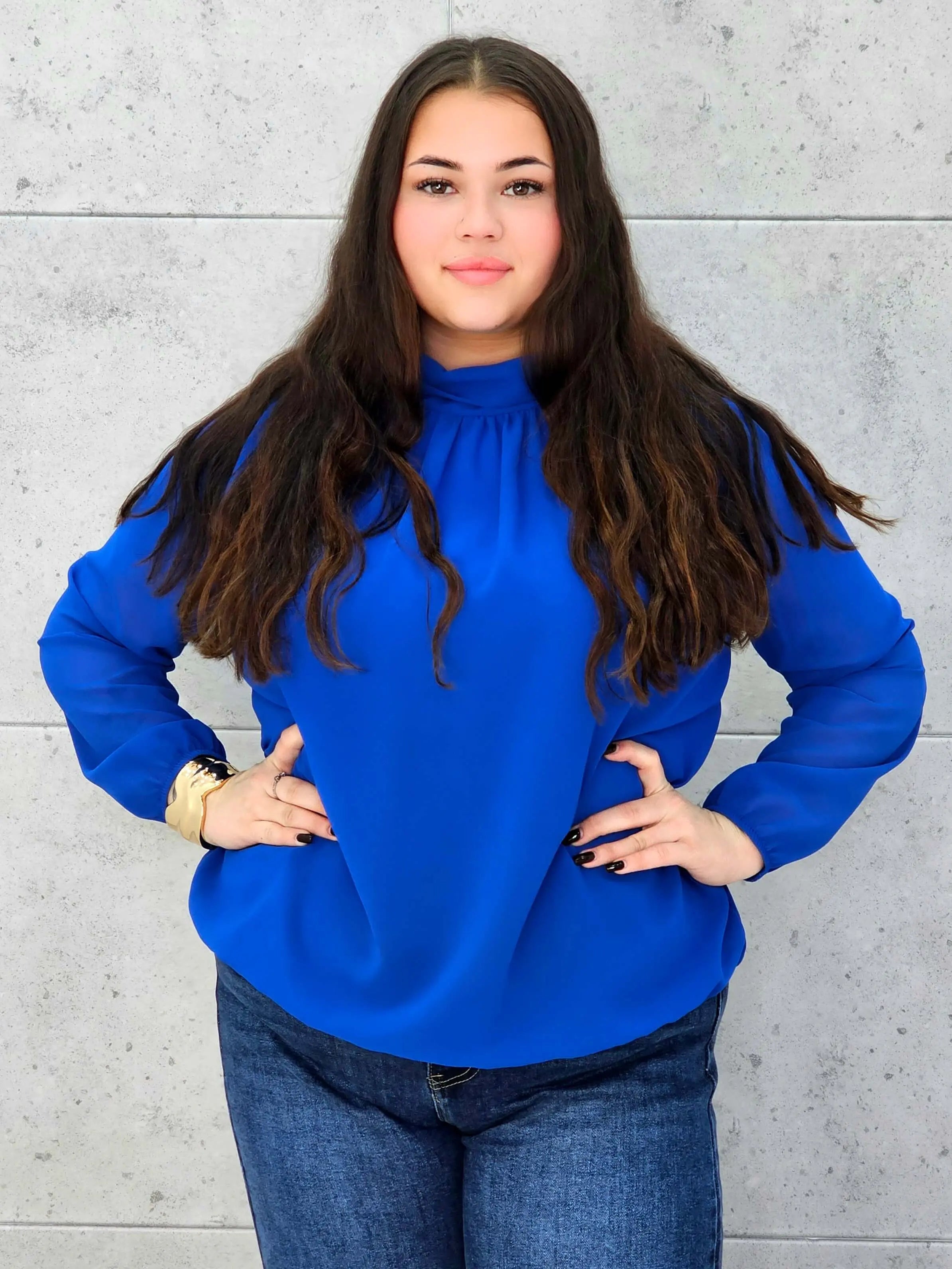 Bluzka elegancka plus size StylowaXL – klasyka, która zawsze robi wrażenie - Stylowa XL